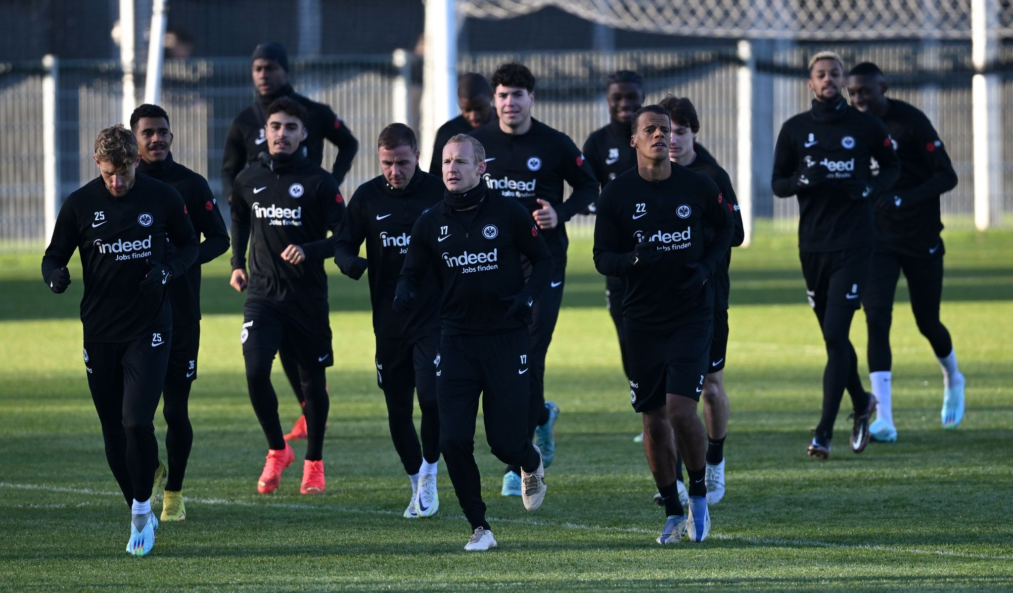 Eintracht Frankfurt startet mit WM-Spielern ins Training