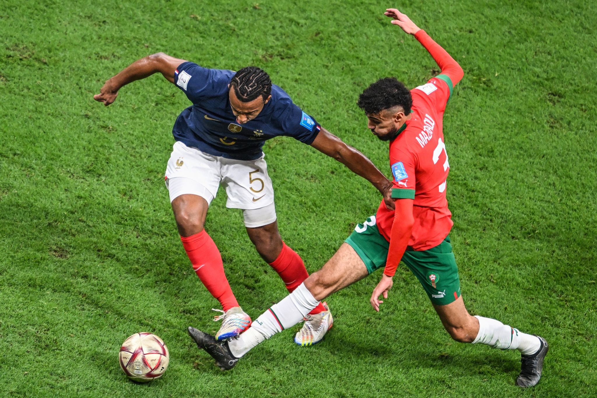 Bayern ärgert Mazraoui-Ausfall: Aufarbeitung gefordert