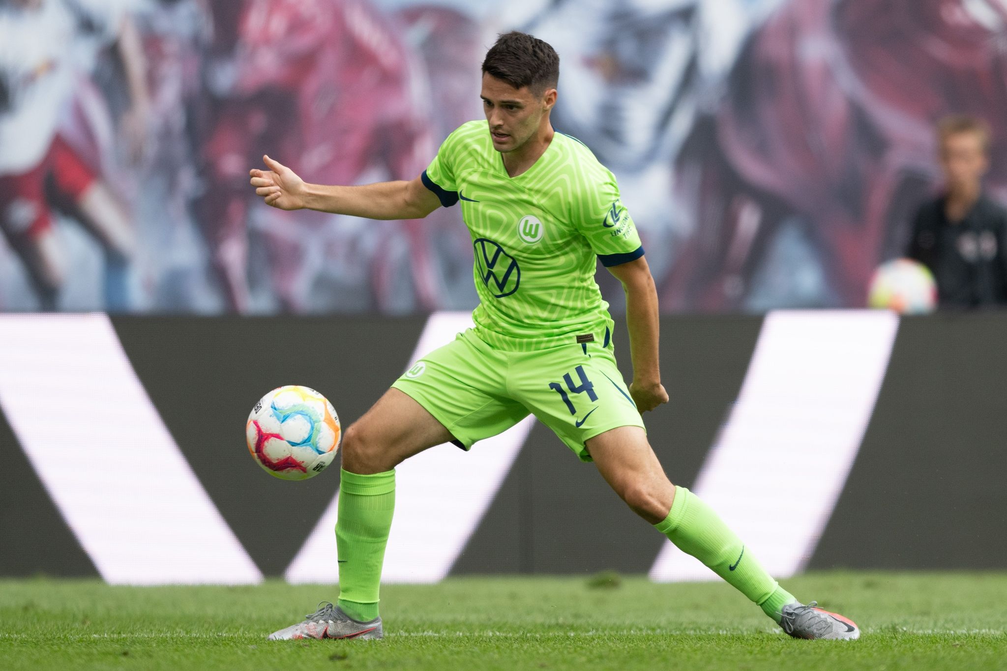 Medien: Wolfsburg will Cozza – Florenz-Interesse an Brekalo