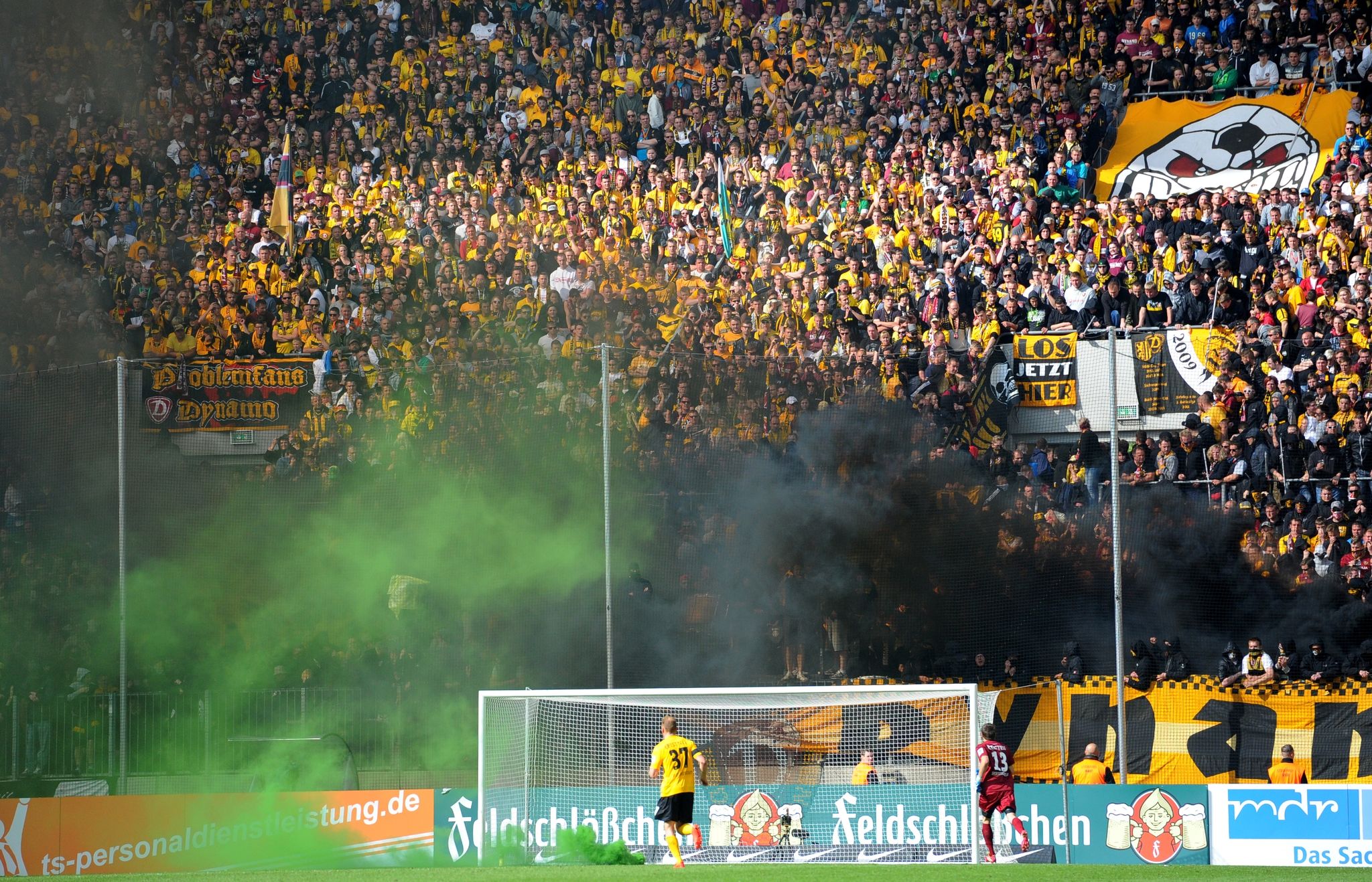 Gewerkschaft der Polizei fordert Stadionverbote