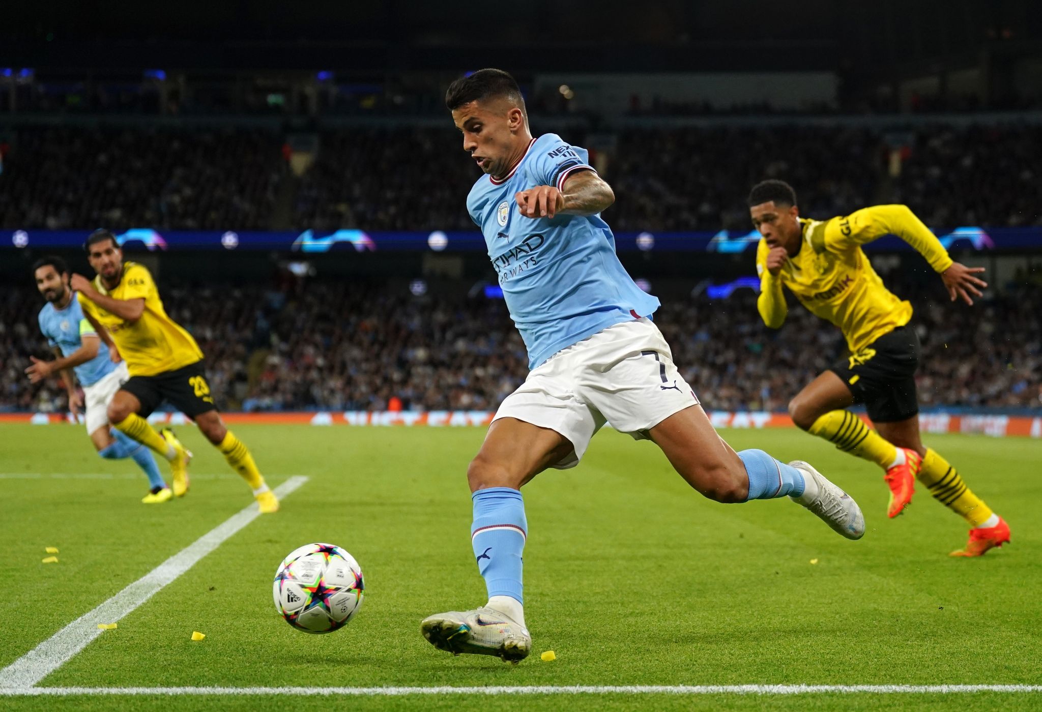 Transfers: Cancelo Bayern-Kandidat – Krisenclubs suchen