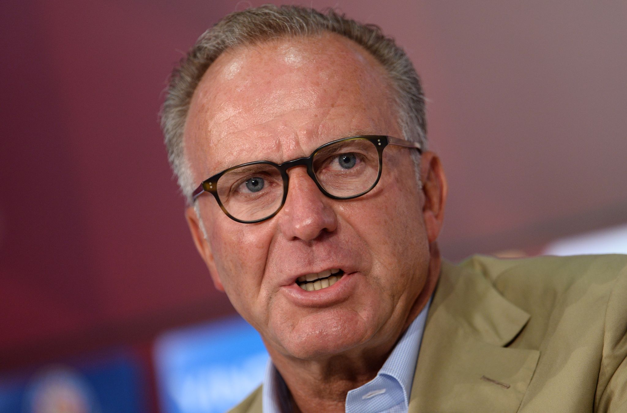 Nach Ski-Unfall: Rummenigge fordert fairen Umgang mit Neuer