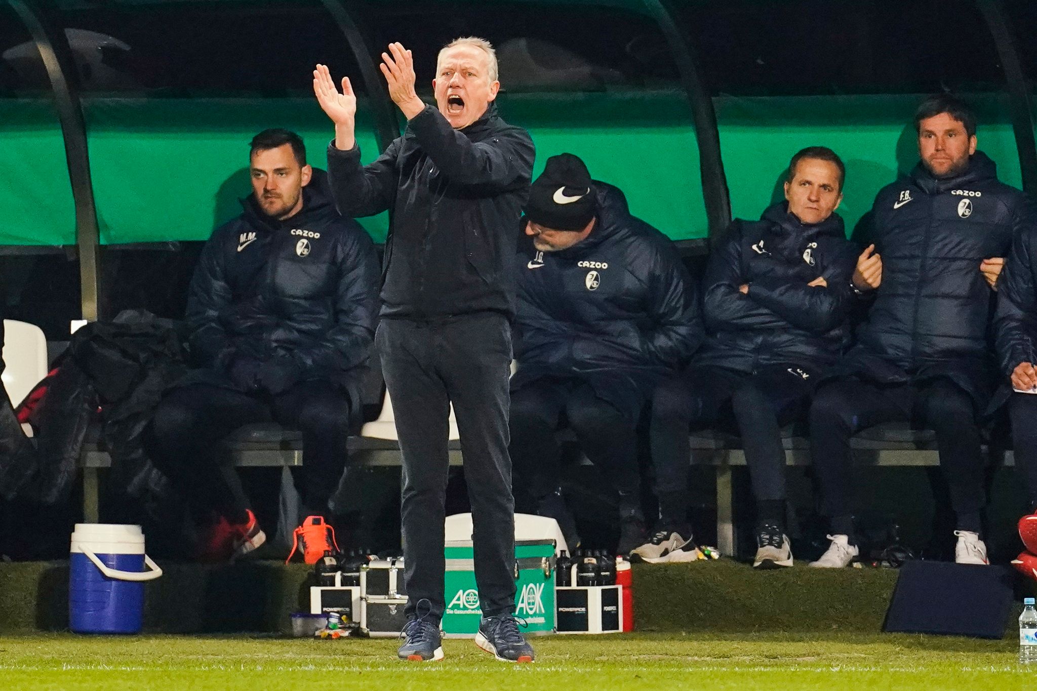Freiburgs Coach Streich froh über Sieg ohne Gegentor