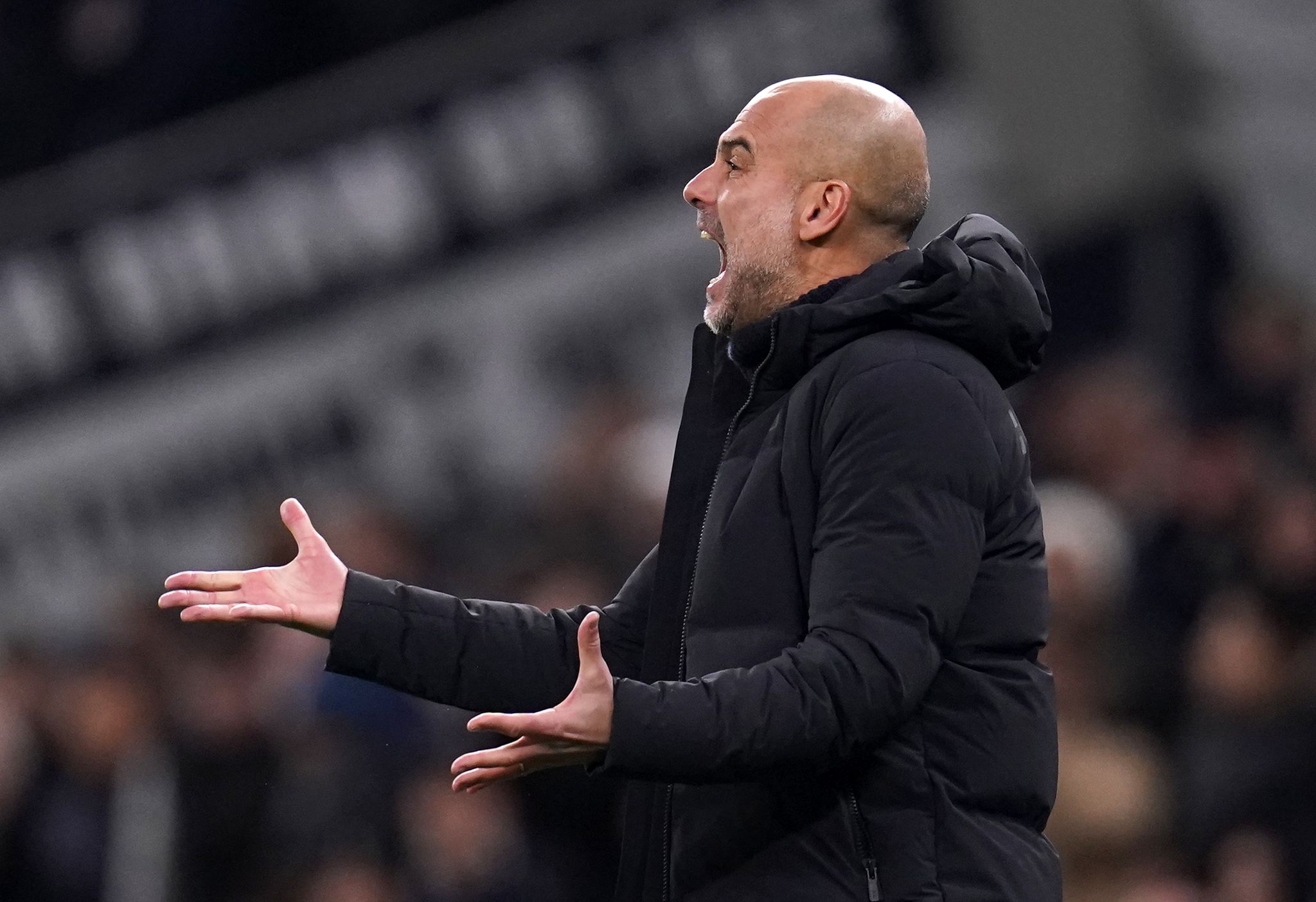 Vorwürfe gegen Man City: Guardiola wehrt sich