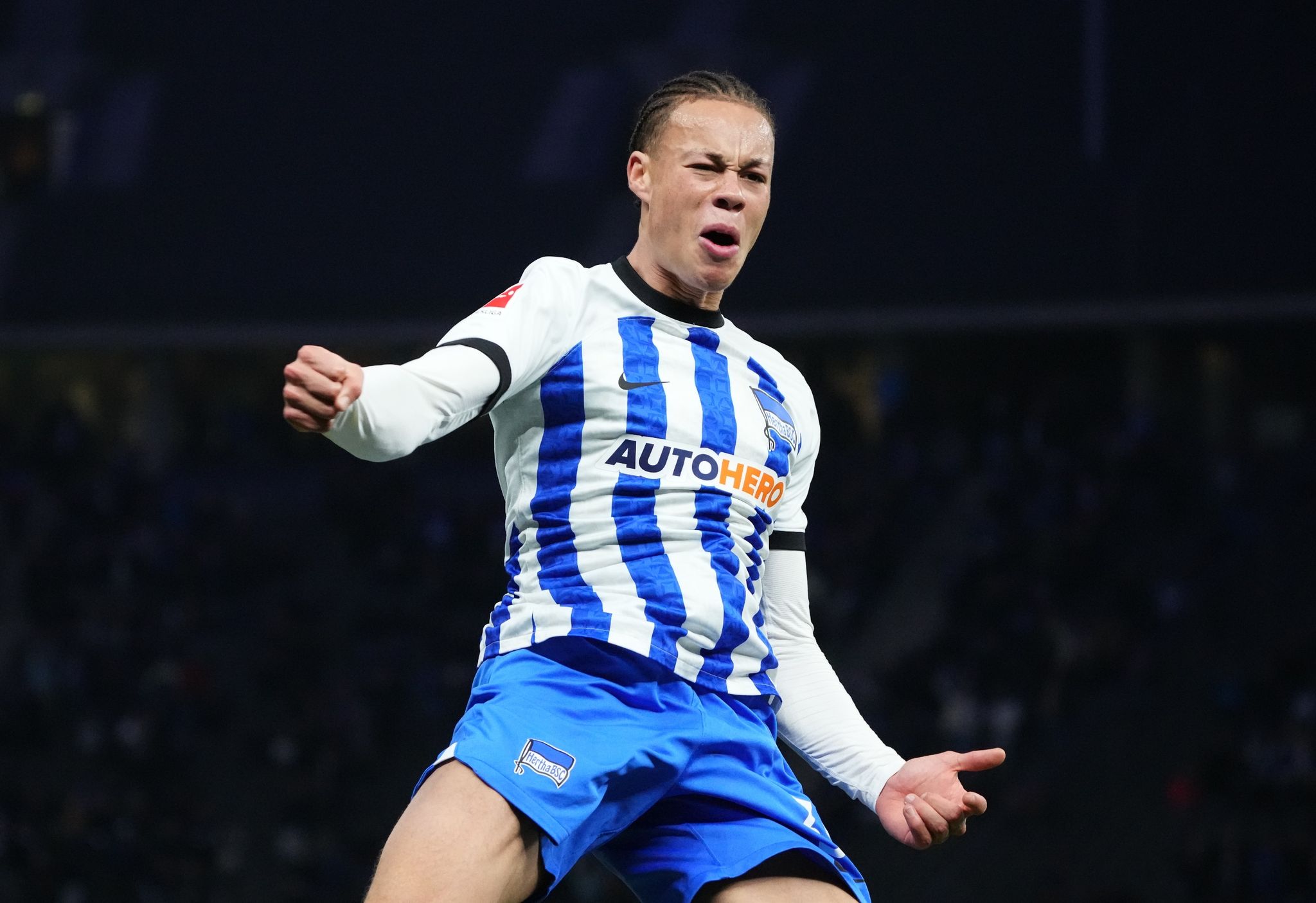 Hertha schlägt Mönchengladbach und verlässt Abstiegsplätze