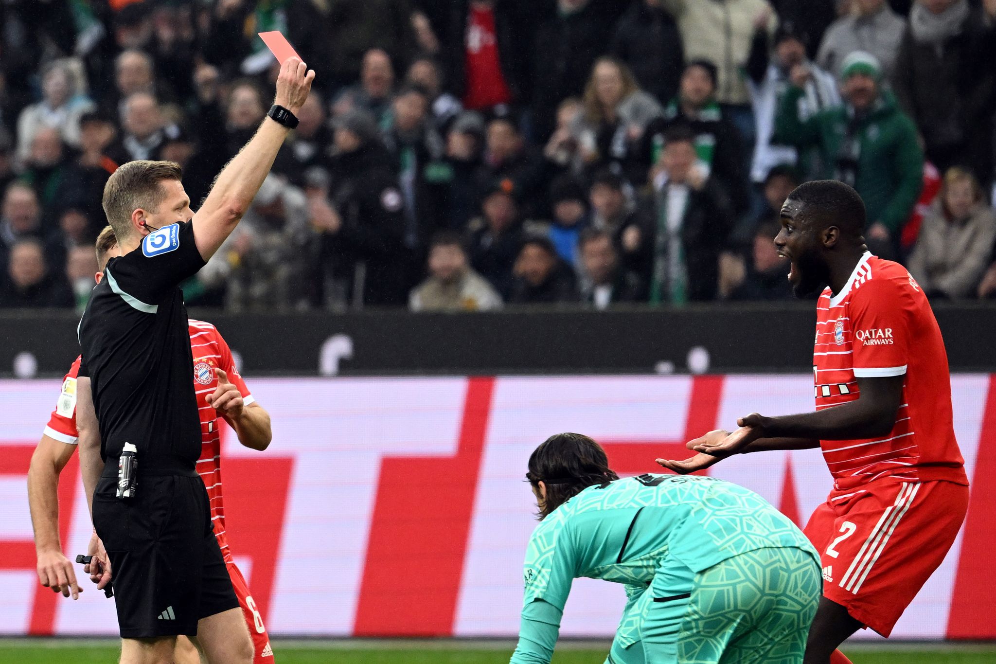 Einspruch abgewiesen: Bayern-Profi Upamecano bleibt gesperrt