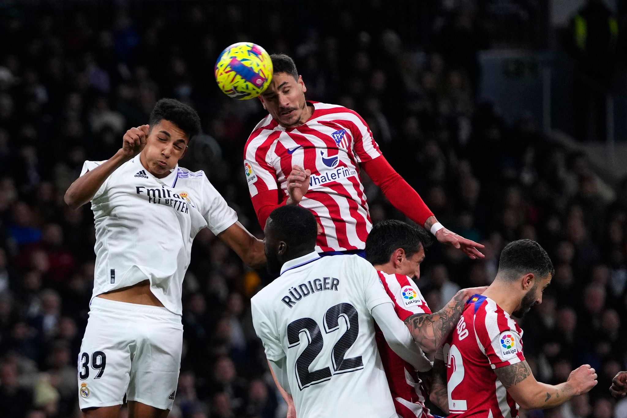 Real schafft in Überzahl nur ein Remis im Madrider Derby