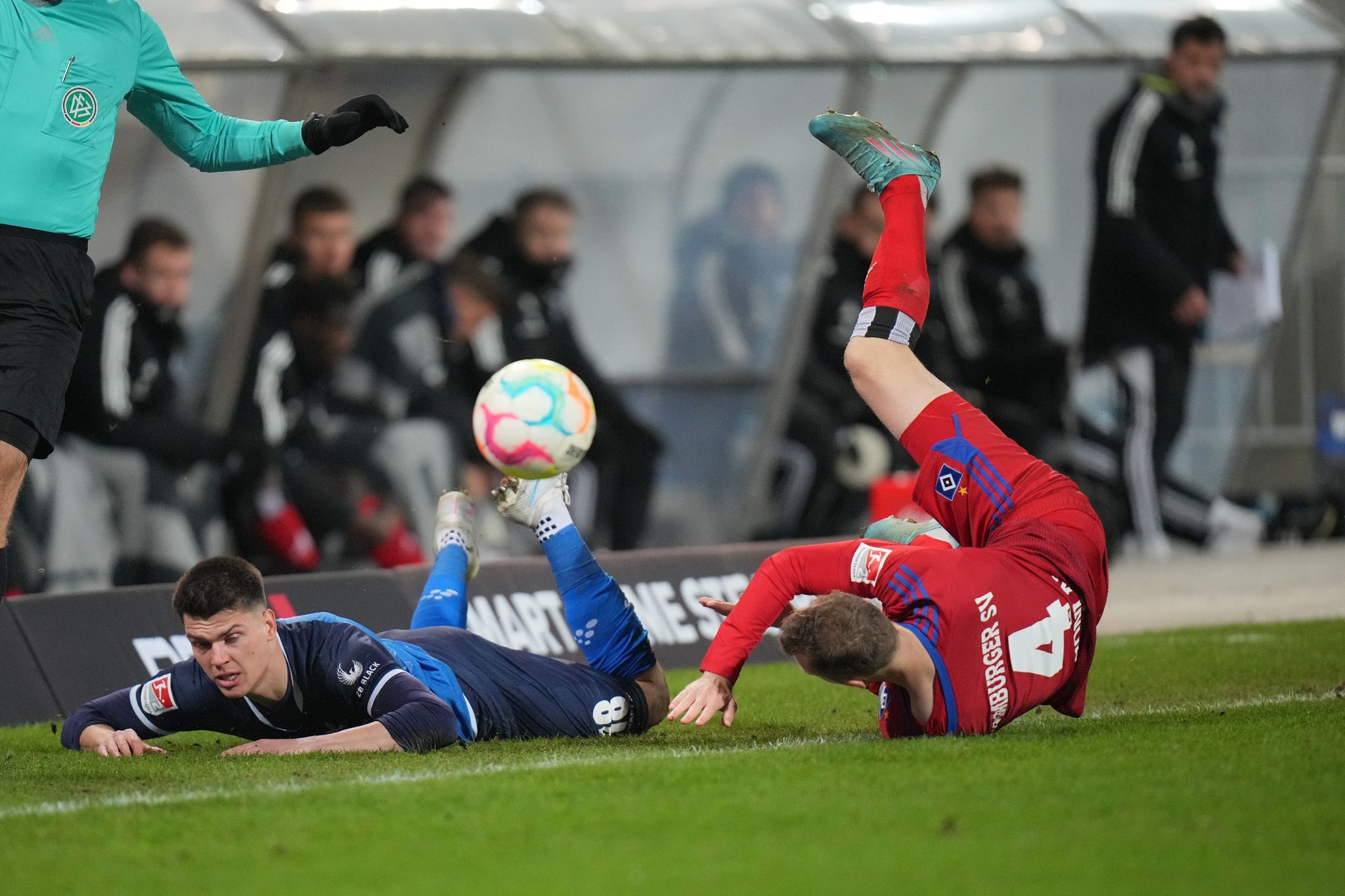 Remis im Topspiel: Darmstadt gleicht HSV-Führung aus