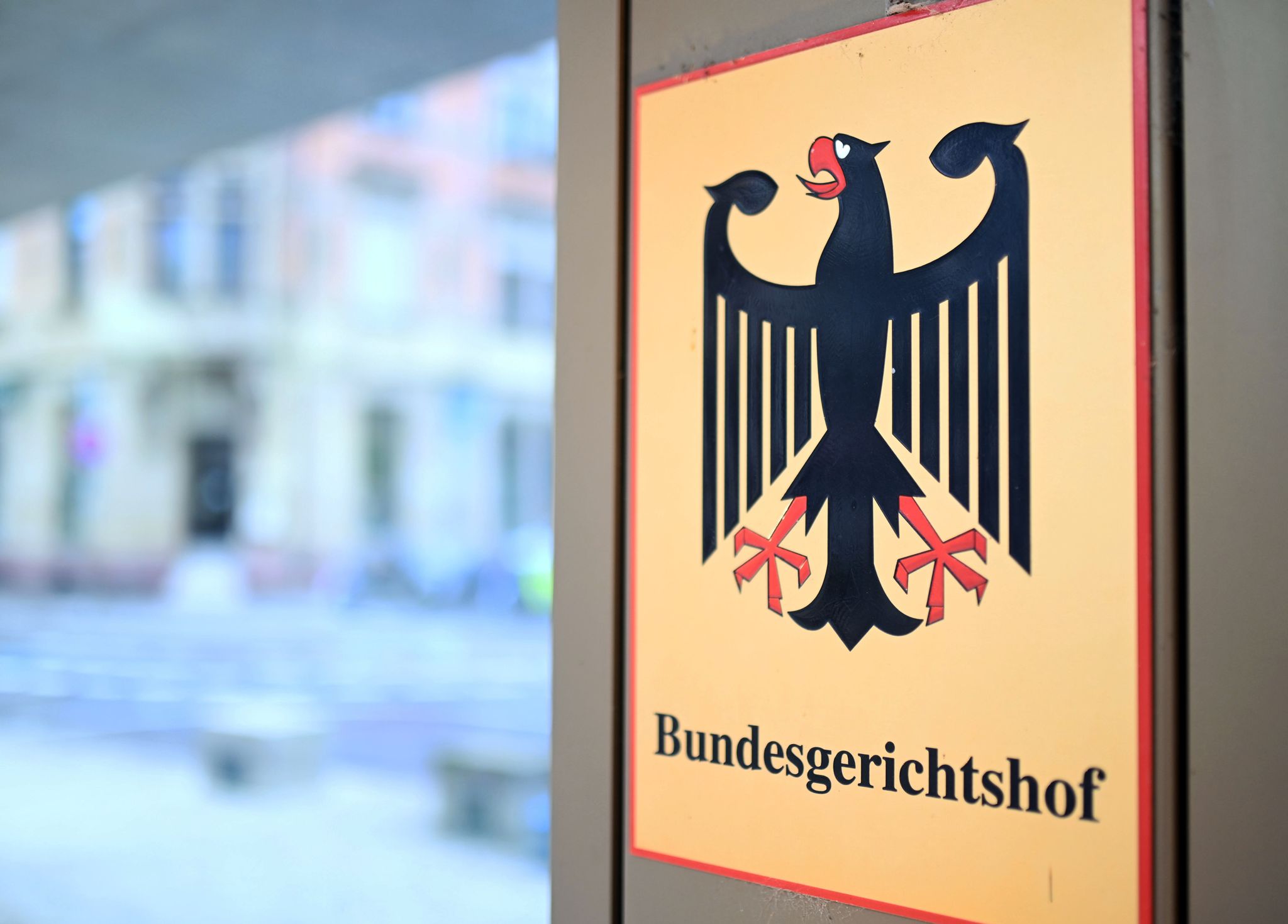 BGH nimmt DFB-Regeln für Spielervermittler unter die Lupe