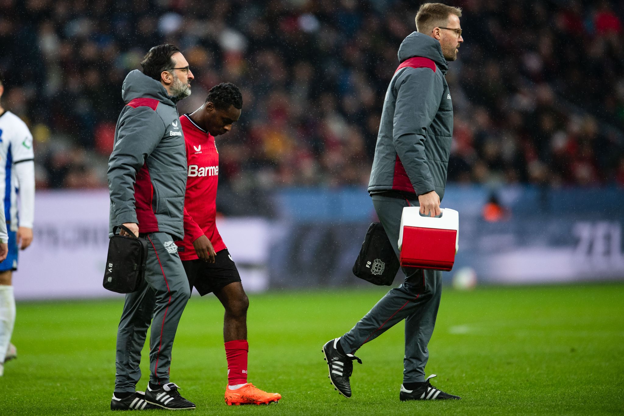 Leverkusen gegen Budapest wohl mit Frimpong