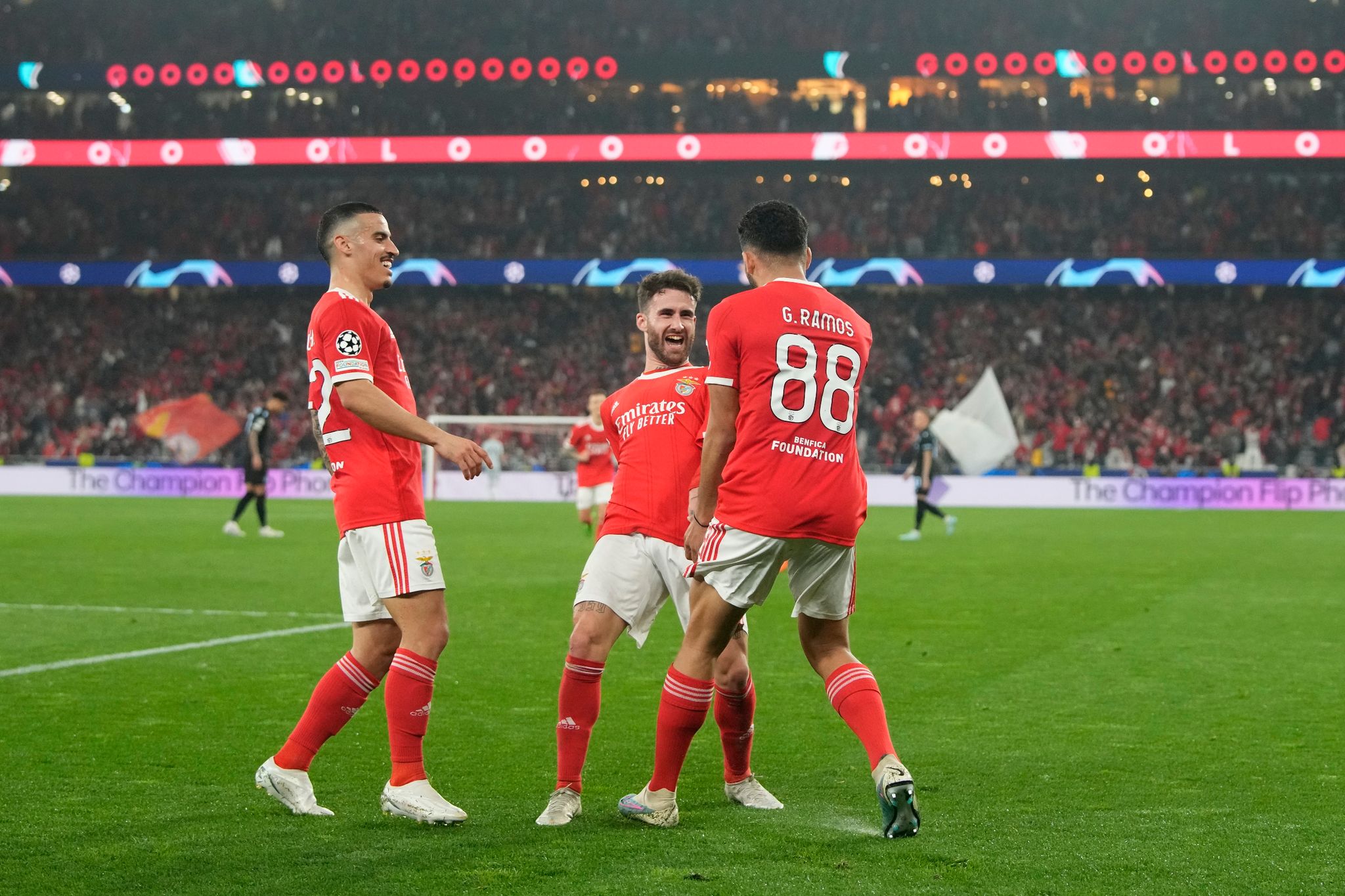Benfica demontiert Brügge – Roger Schmidt im Viertelfinale