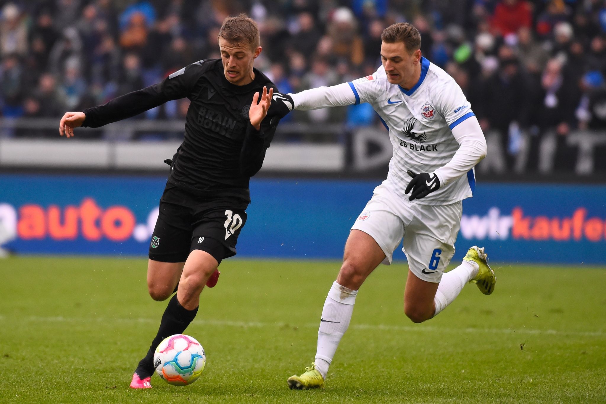 Wichtiger Punkt im Keller: Rostock erkämpft 1:1 in Hannover