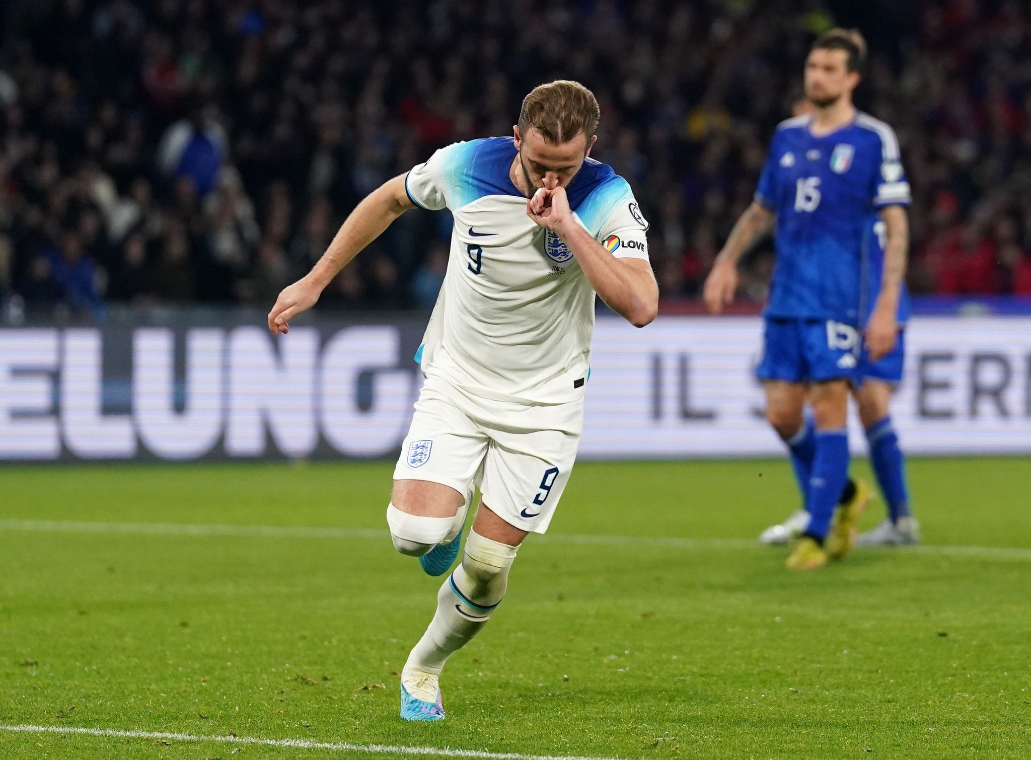 «Magischer Moment»: Kane von England-Rekord überwältigt