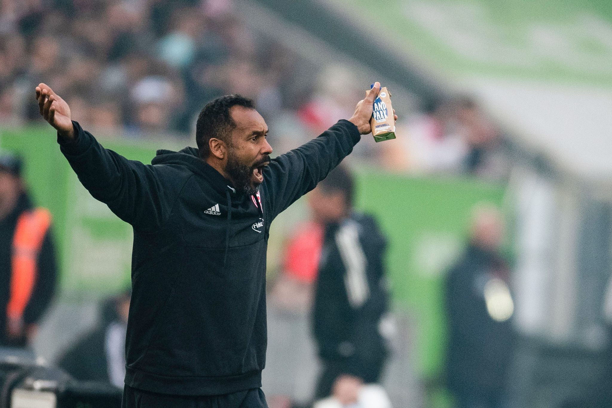 Thioune entschuldigt sich: – Wirbel um HSV-Coach Walter