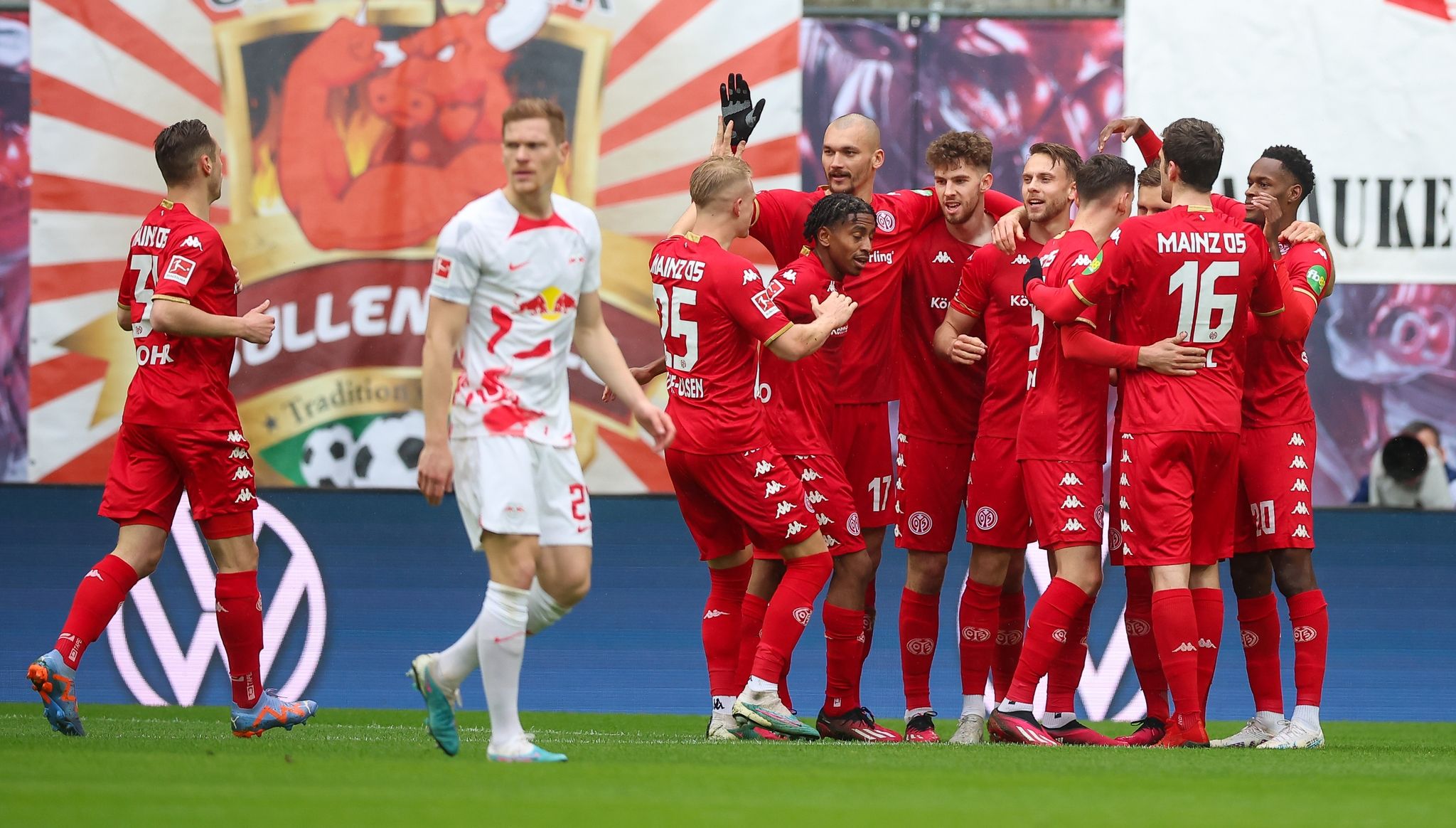 Leipzig patzt erneut – Auch Stuttgart und Schalke verlieren