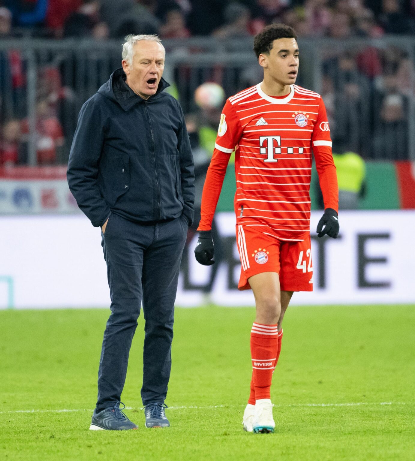Musiala klärt Streich Szene auf und verspricht Trikot