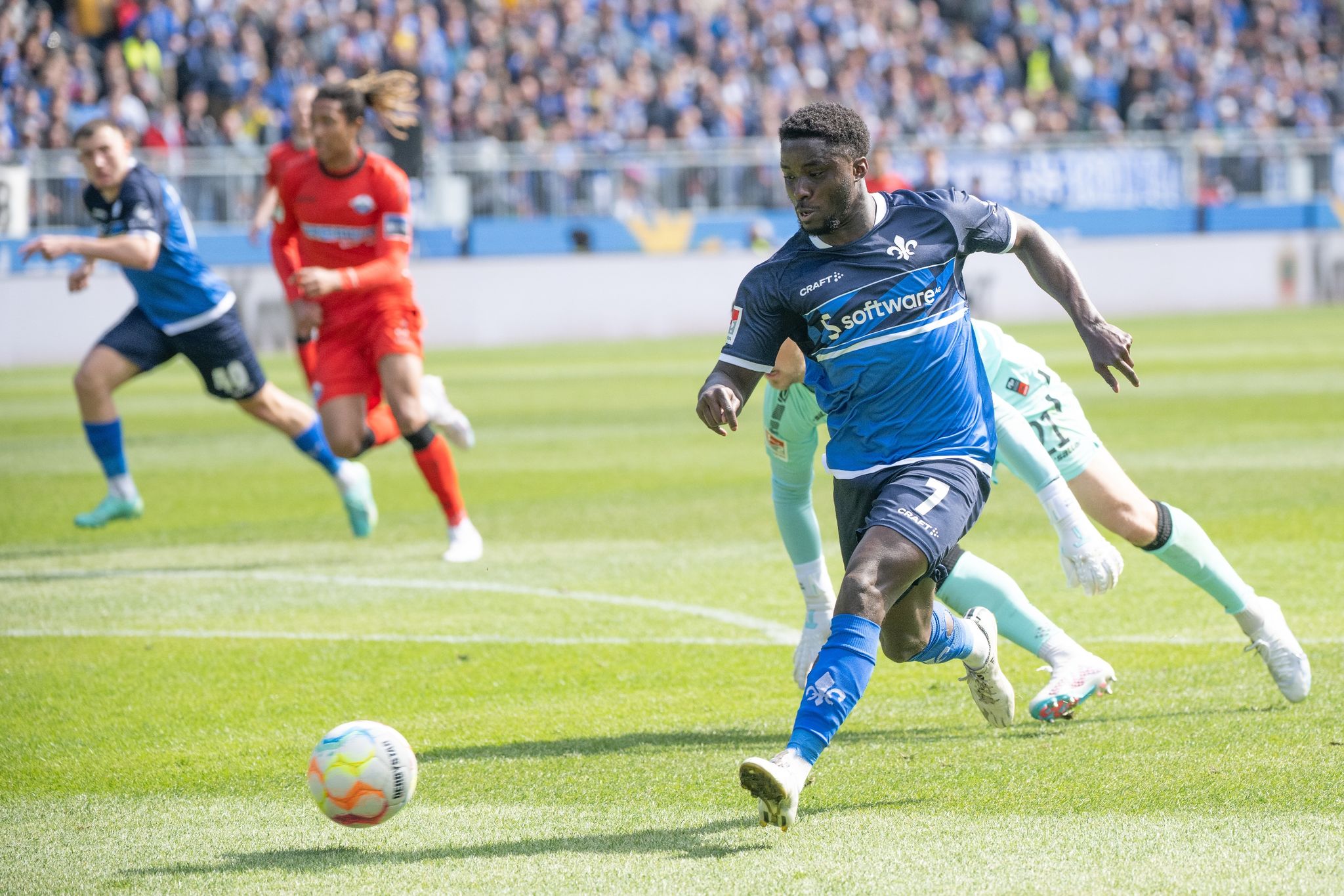Sieg gegen Paderborn: Darmstadt baut Tabellenführung aus