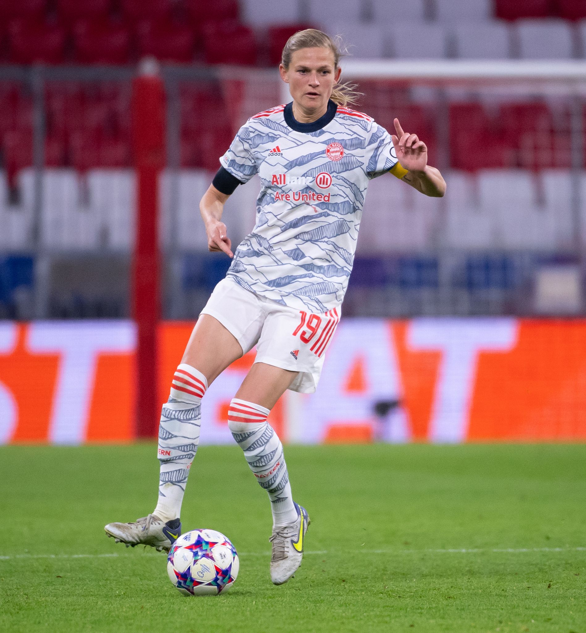 Bayern-Rekordfußballerin Wenninger hört nach der Saison auf
