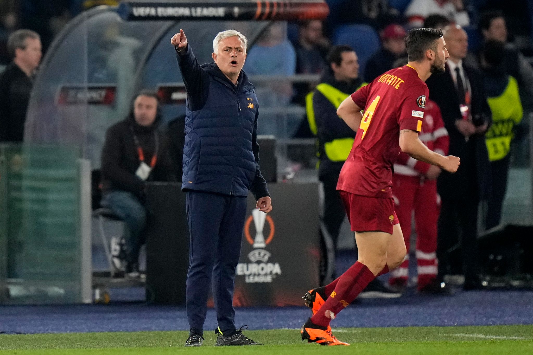 Mourinho als Einpeitscher: Roma jubelt, nun Bayer-Gegner