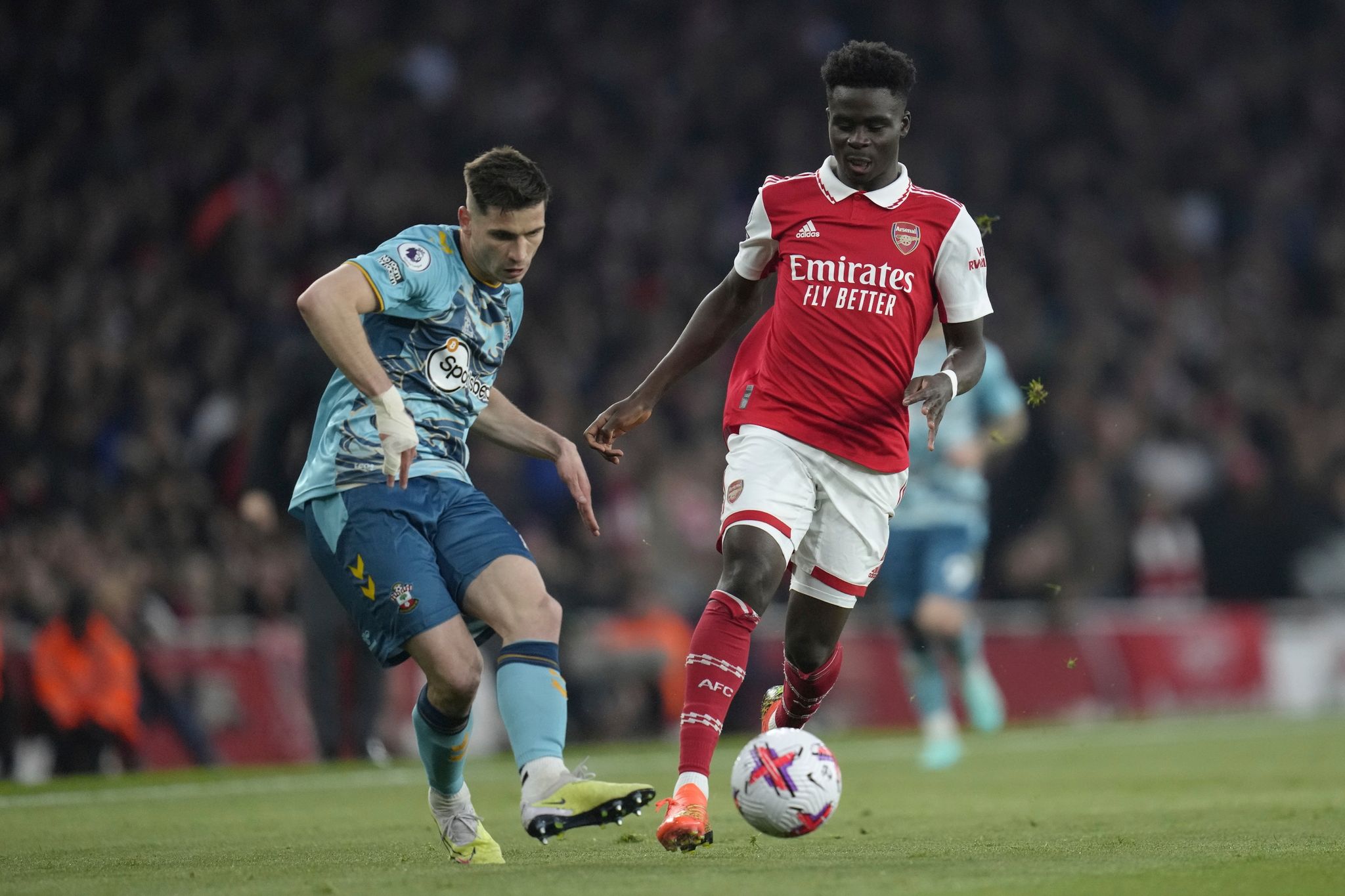 Arsenal rettet Punkt in der Schlussphase gegen Schlusslicht