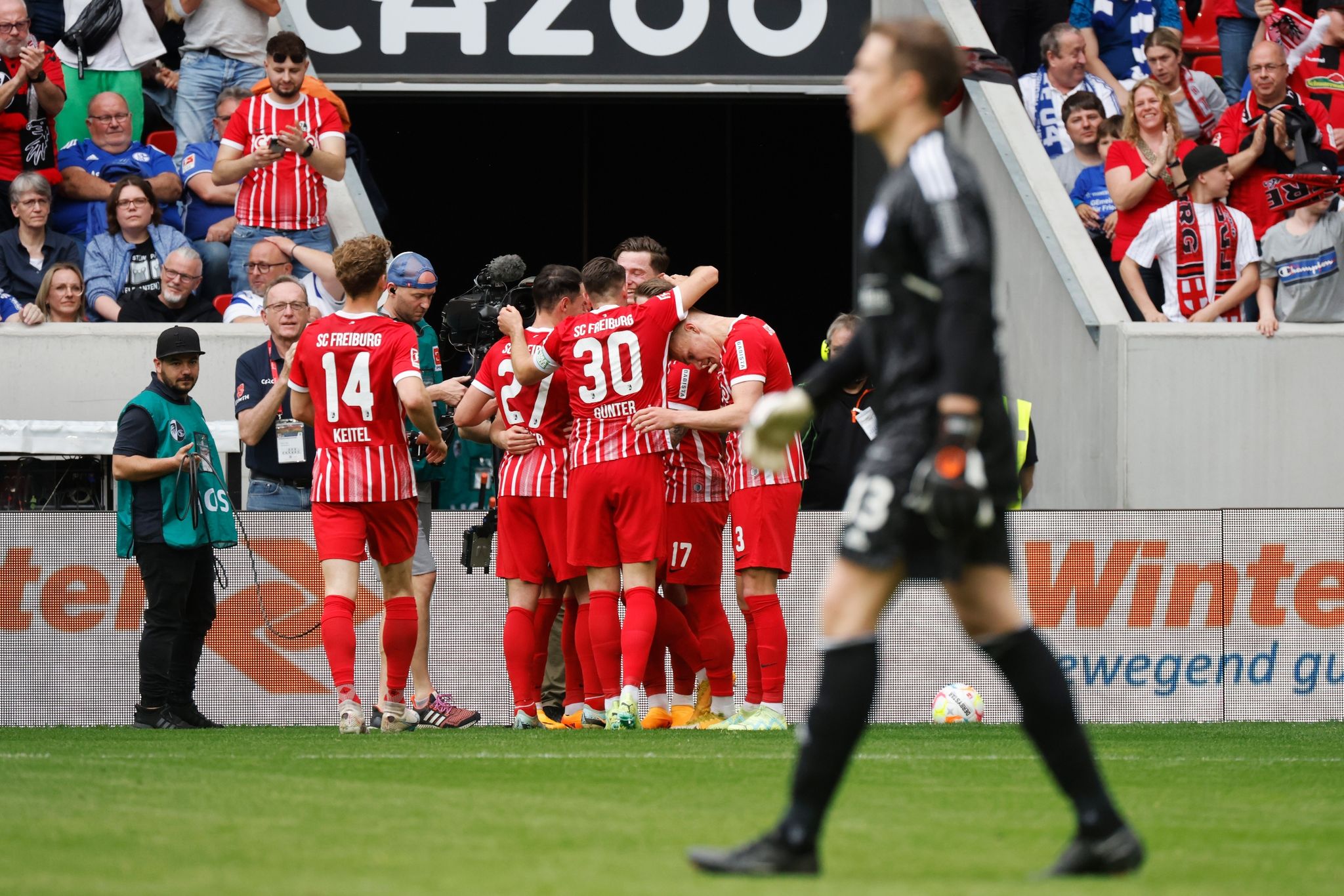 Klatsche in Freiburg: Rück- statt Befreiungsschlag für S04