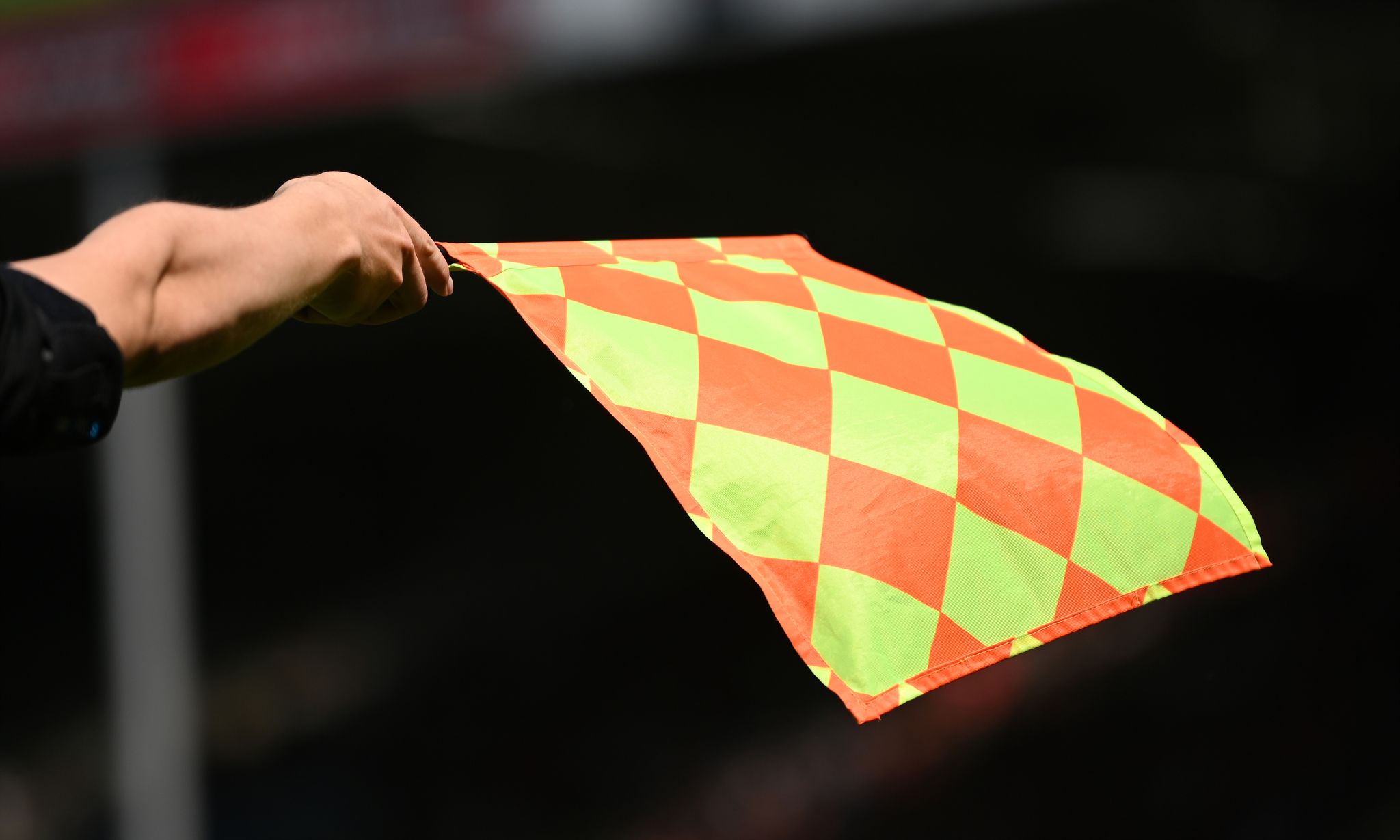 Kuriosum in 3. Liga: Zuschauer springt als Linienrichter ein