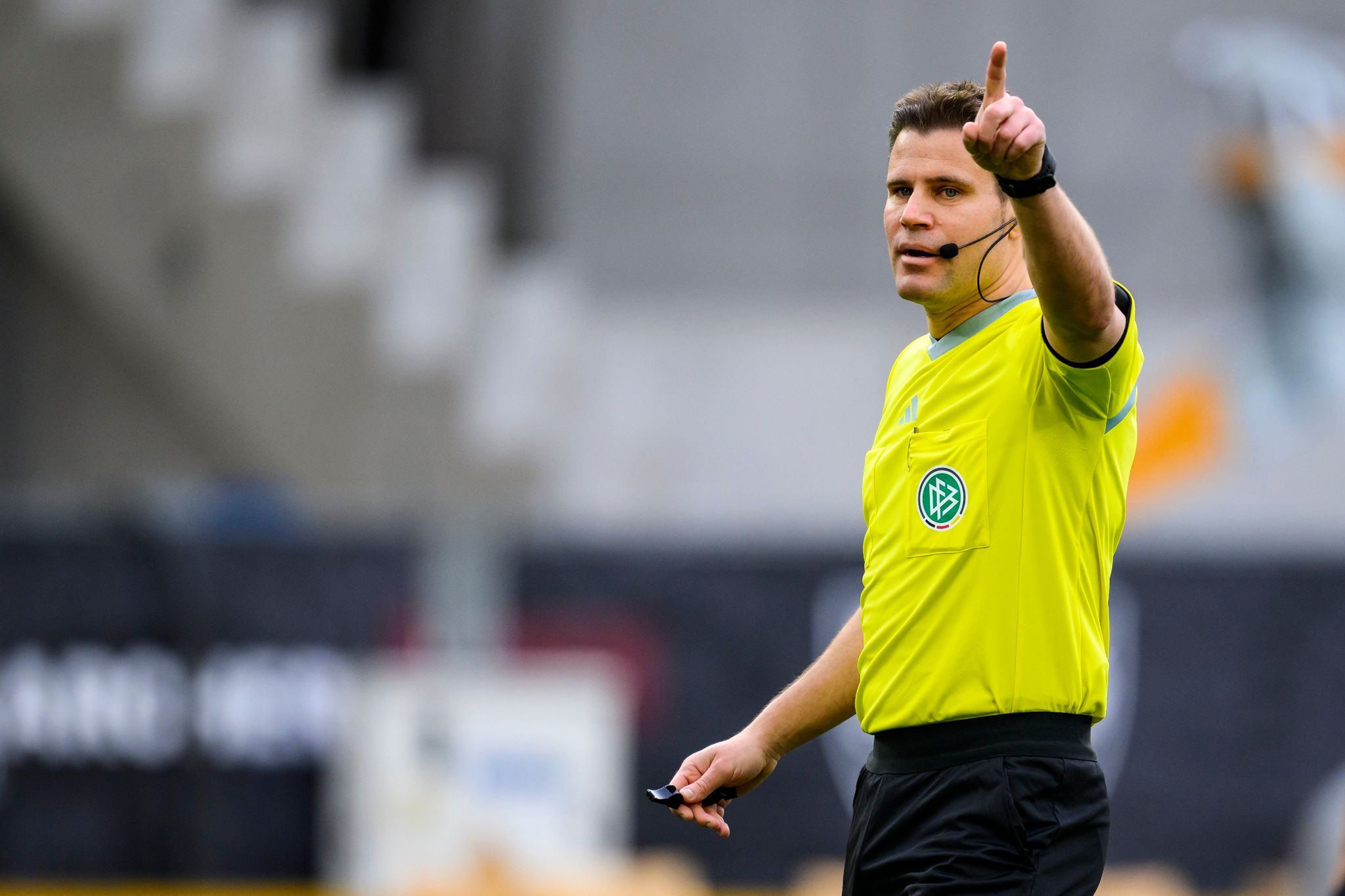 Brych verurteilt Anfeindungen gegen Schiedsrichter Stegemann
