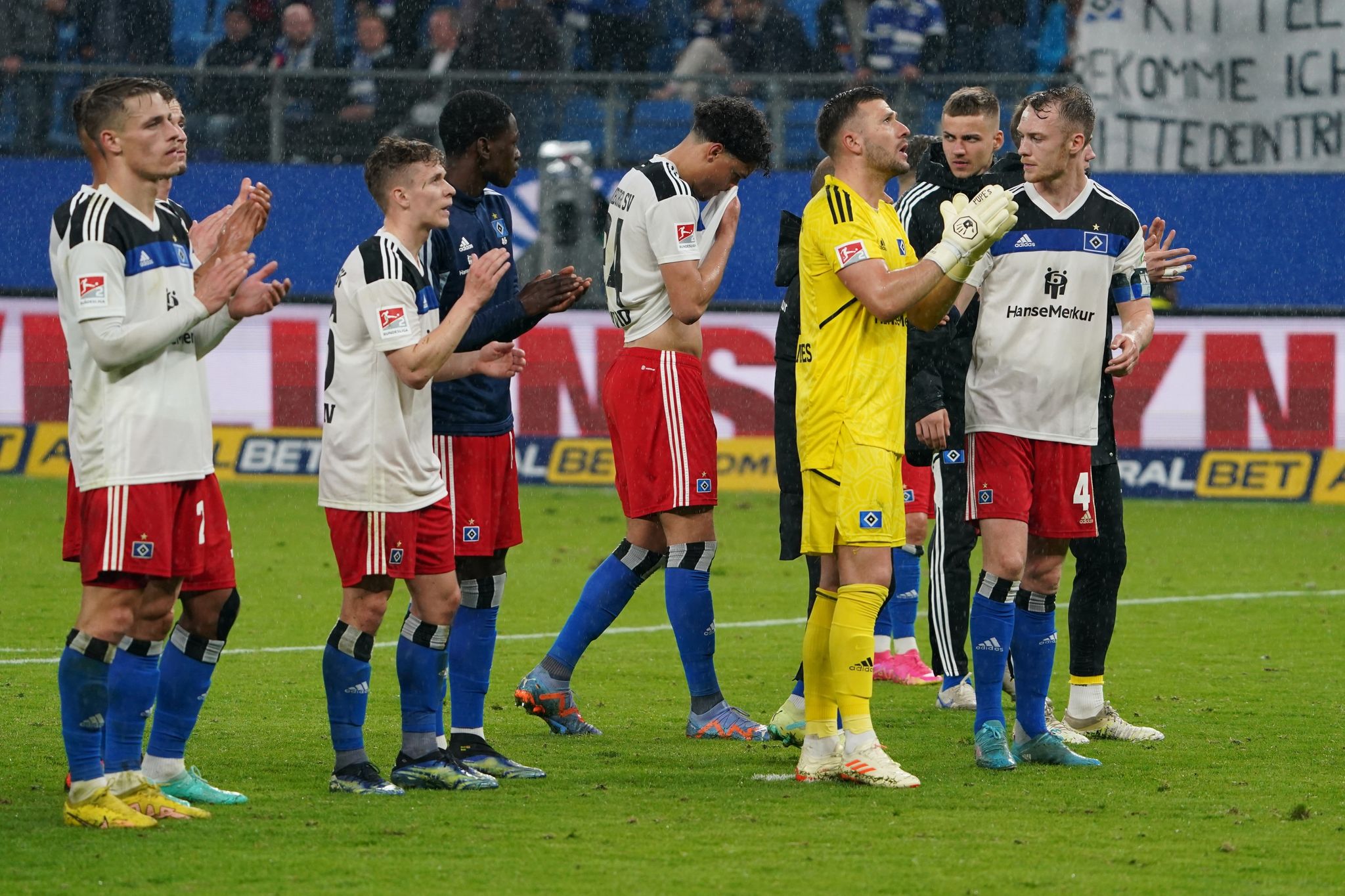 Dämpfer für den HSV – Darmstadt kann Aufstieg perfekt machen