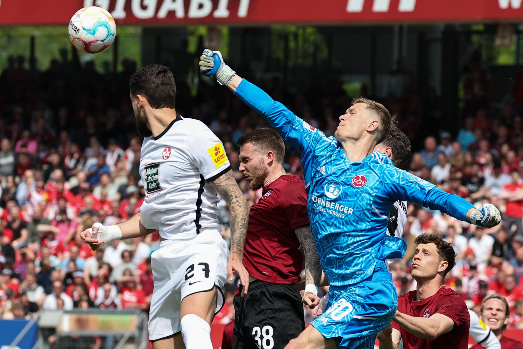 Nürnberg gibt Sieg aus der Hand – 3:3 gegen Lautern