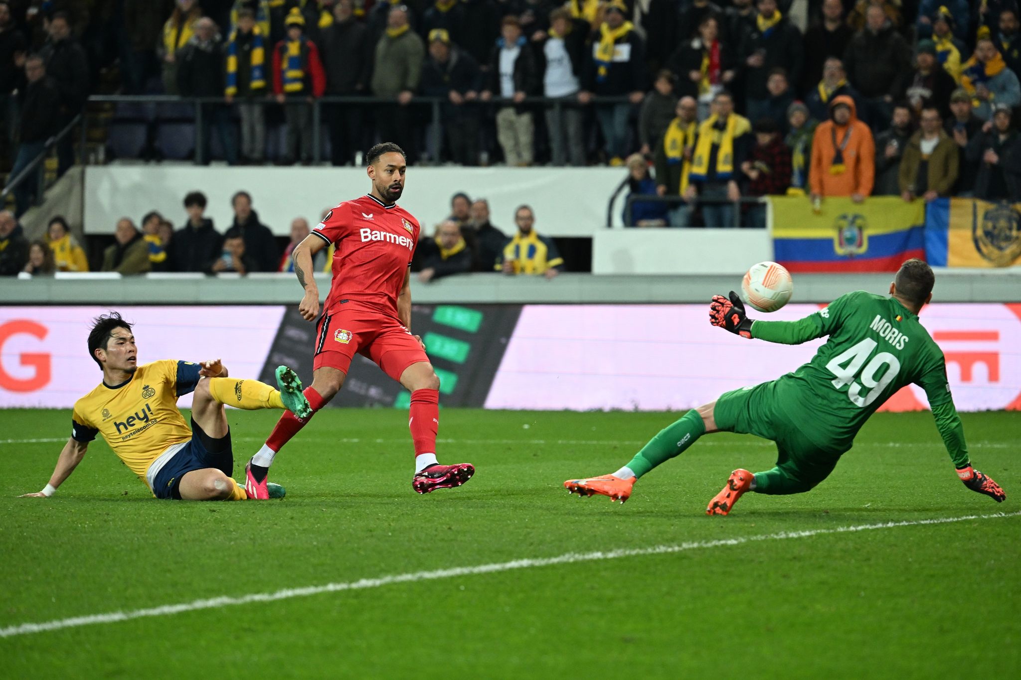 Muskuläre Probleme: Leverkusen ohne Bellarabi nach Rom