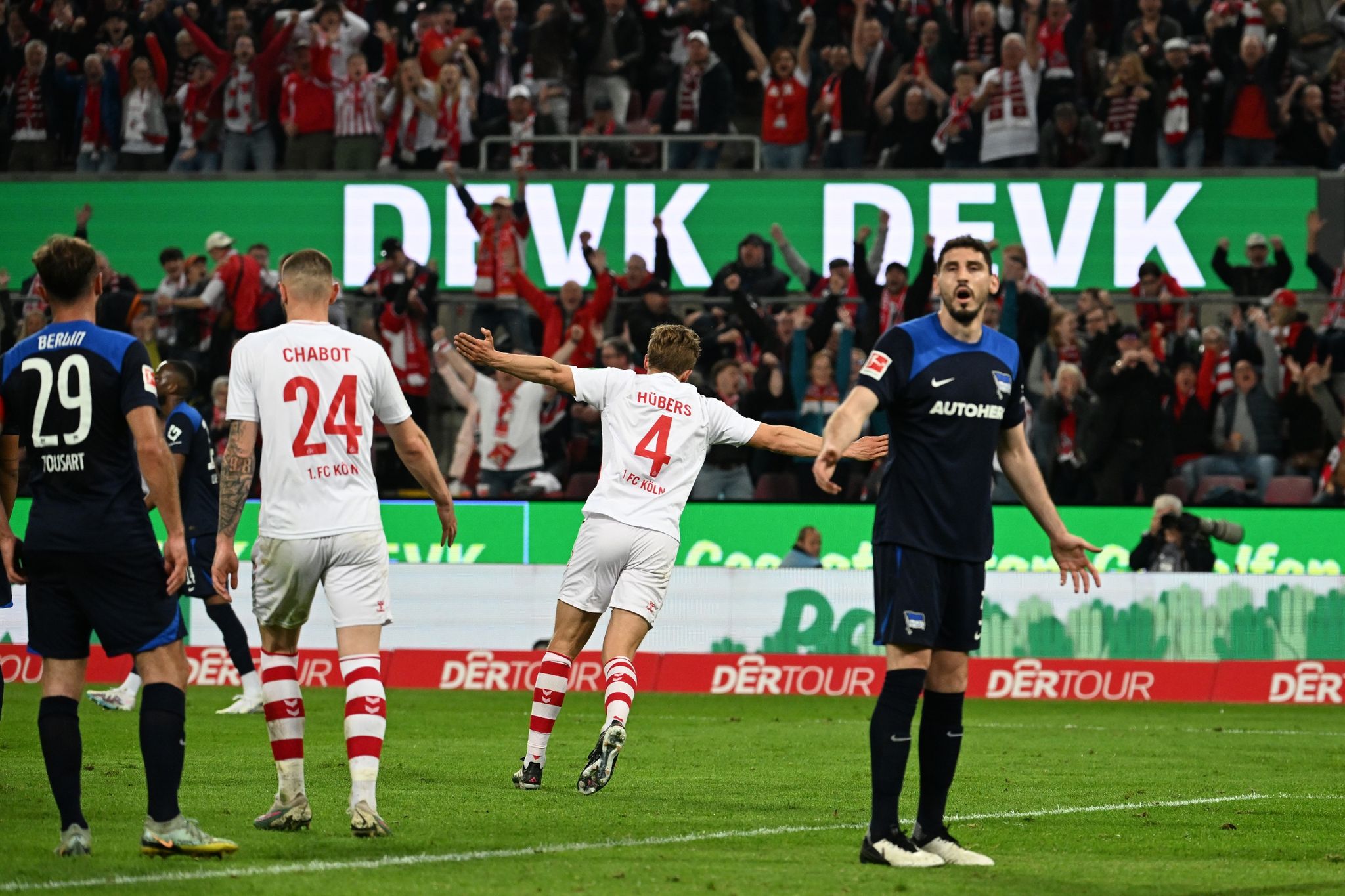 Bittere Niederlage in wildem Spiel: Hertha vor Abstieg