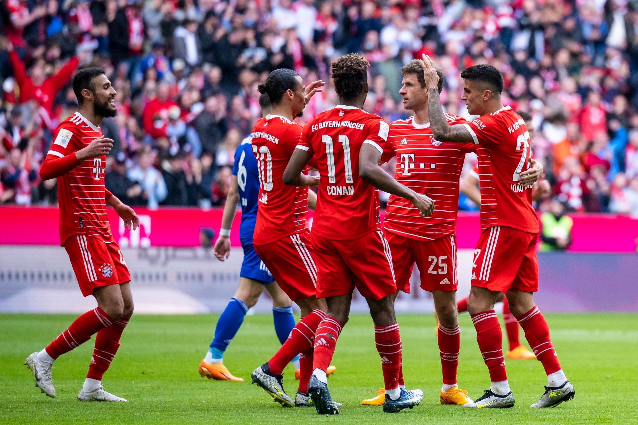 FC Bayern souverän – Bochum zieht an Schalke vorbei
