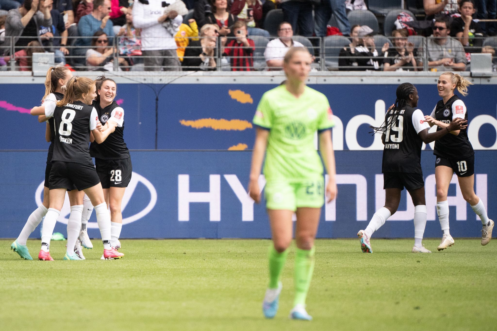 0:4 in Frankfurt: Wolfsburg-Frauen müssen Titel abschreiben