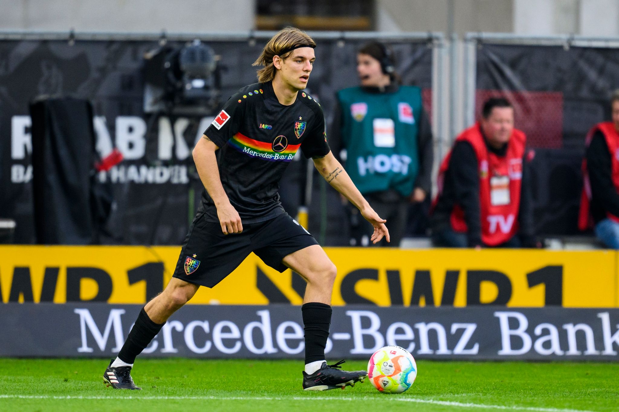 VfB-Trainer Hoeneß schützt schwächelnden Sosa