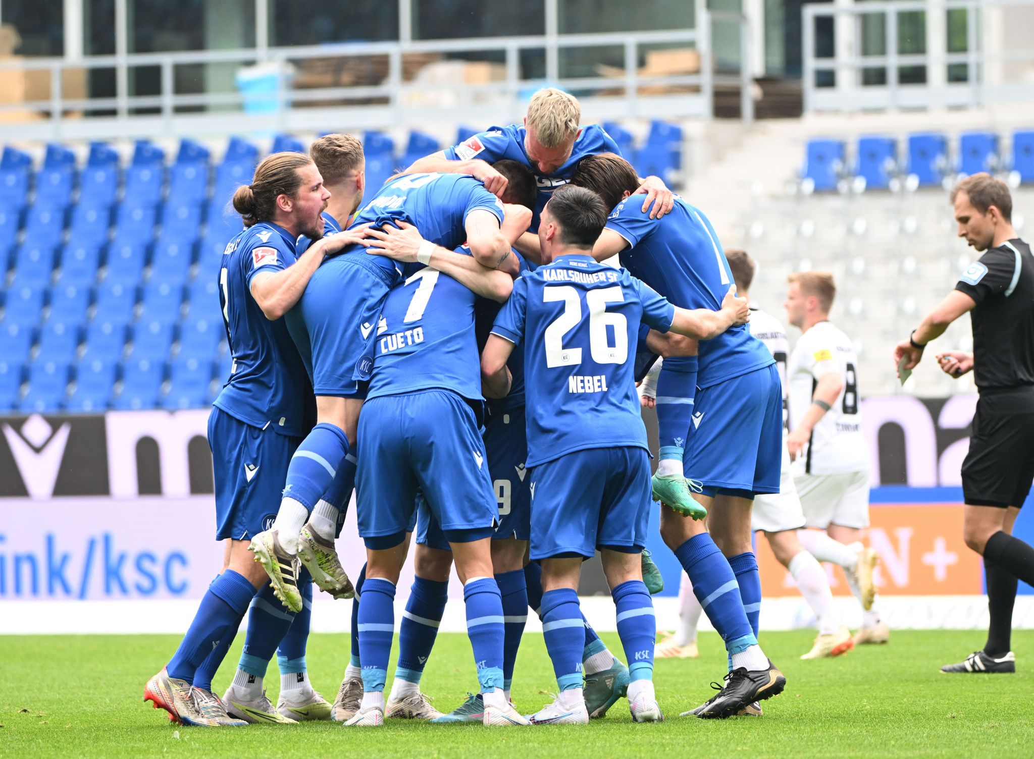 KSC gewinnt Südwest-Derby gegen Kaiserslautern mit 2:0