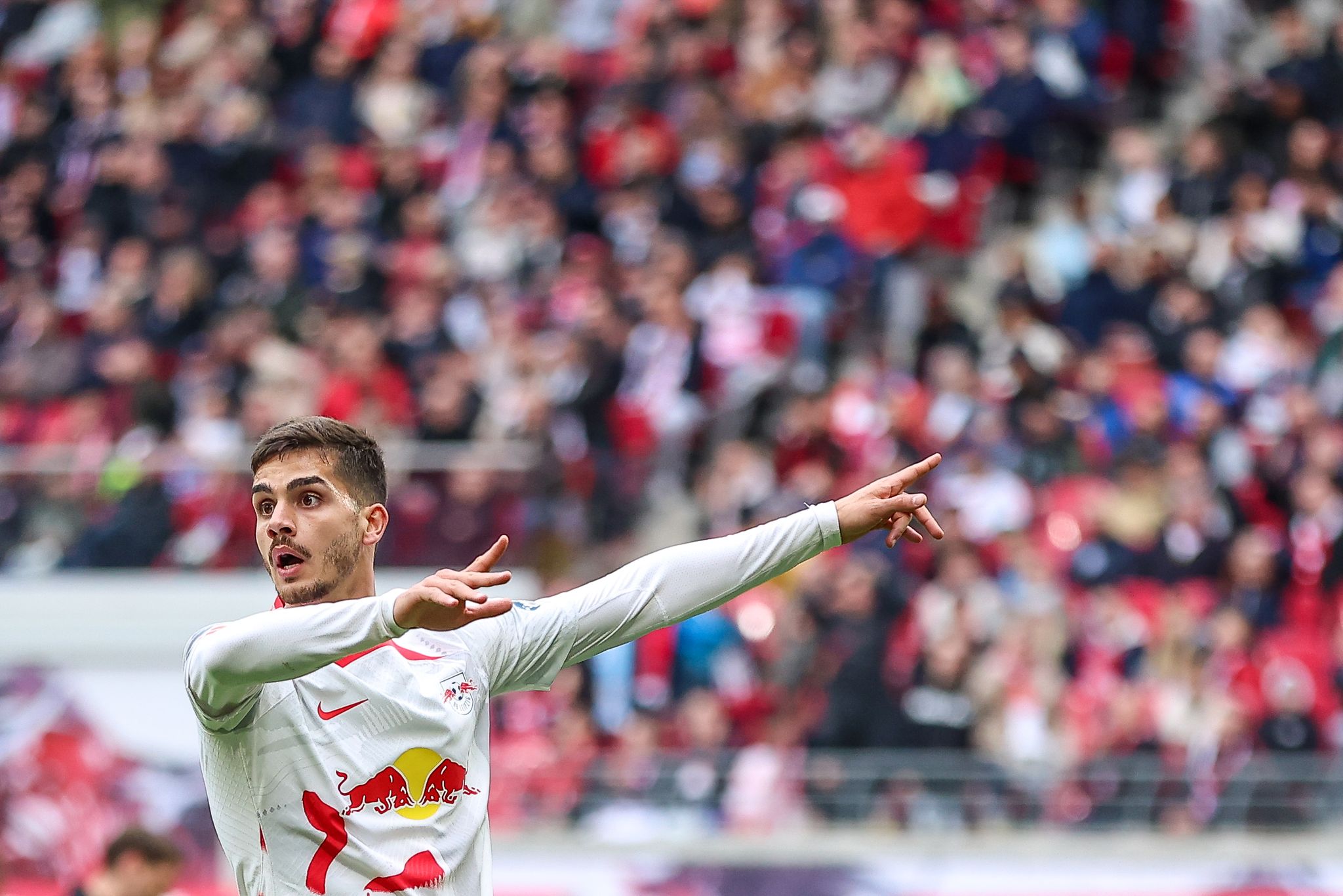 Benfica Lissabon prüft Bedingungen für Silva-Transfer
