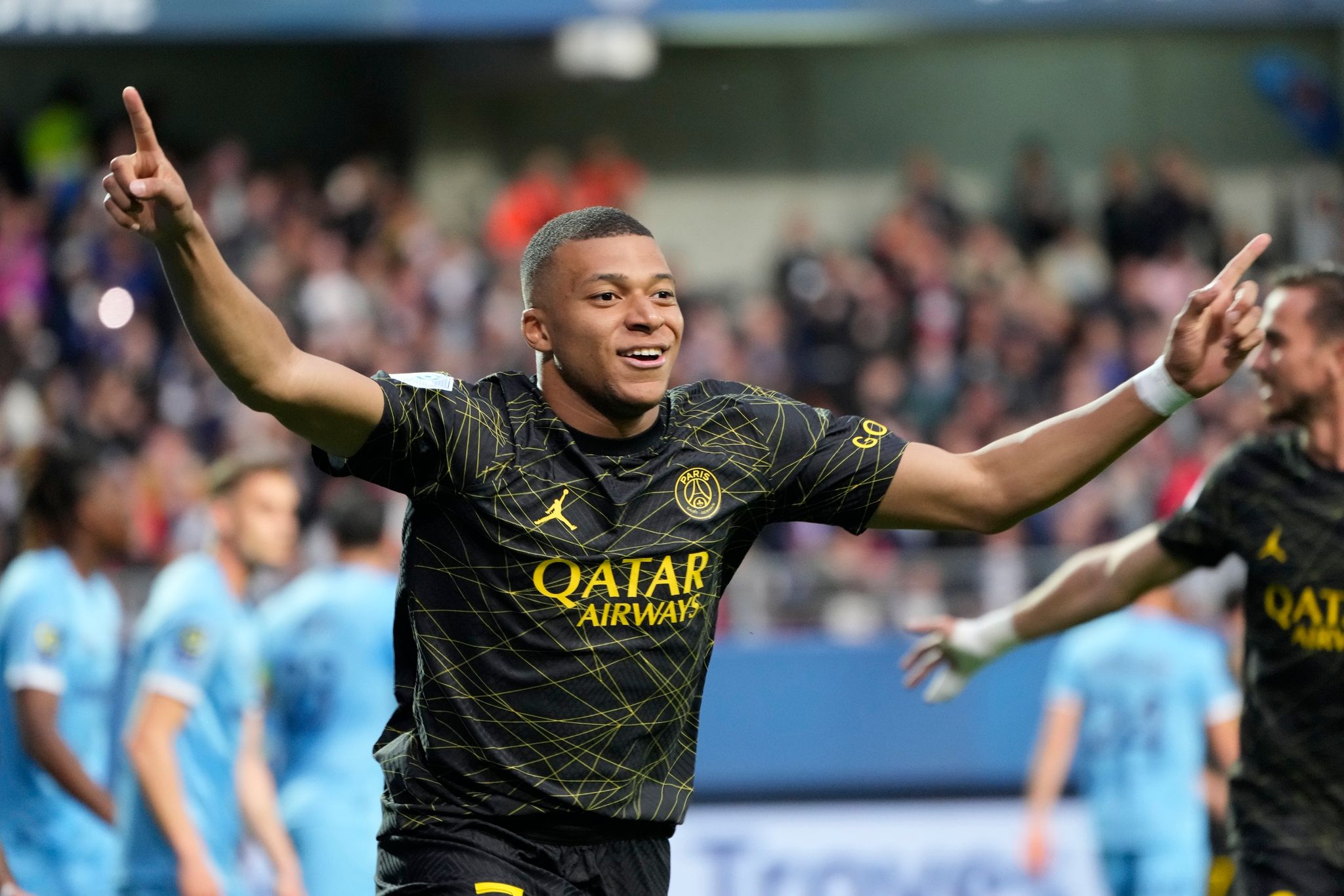 Mbappé bleibt bei Paris Saint-Germain: «Bin glücklich»