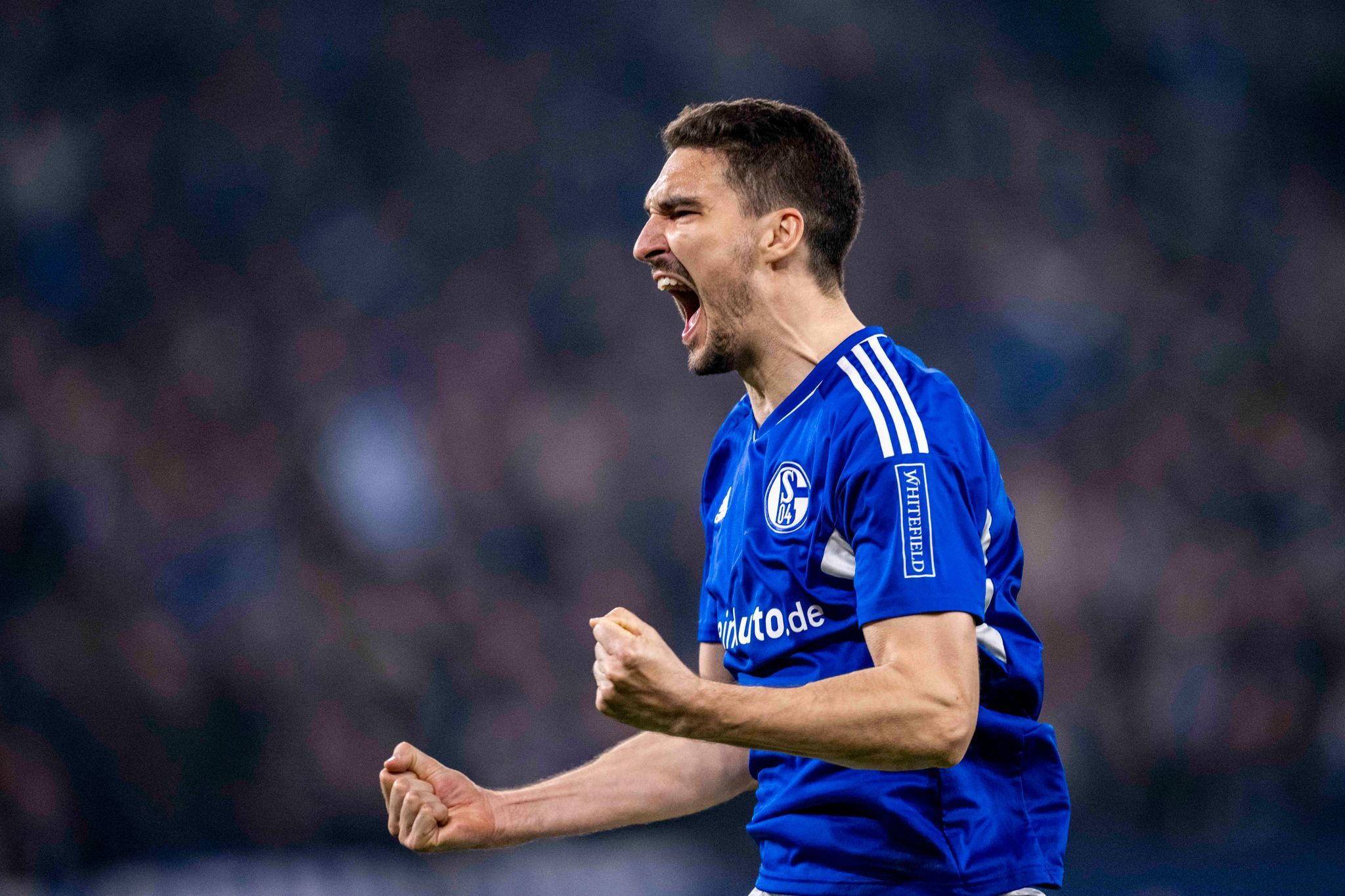 Schalke 04 verlängert mit Verteidiger Kaminski
