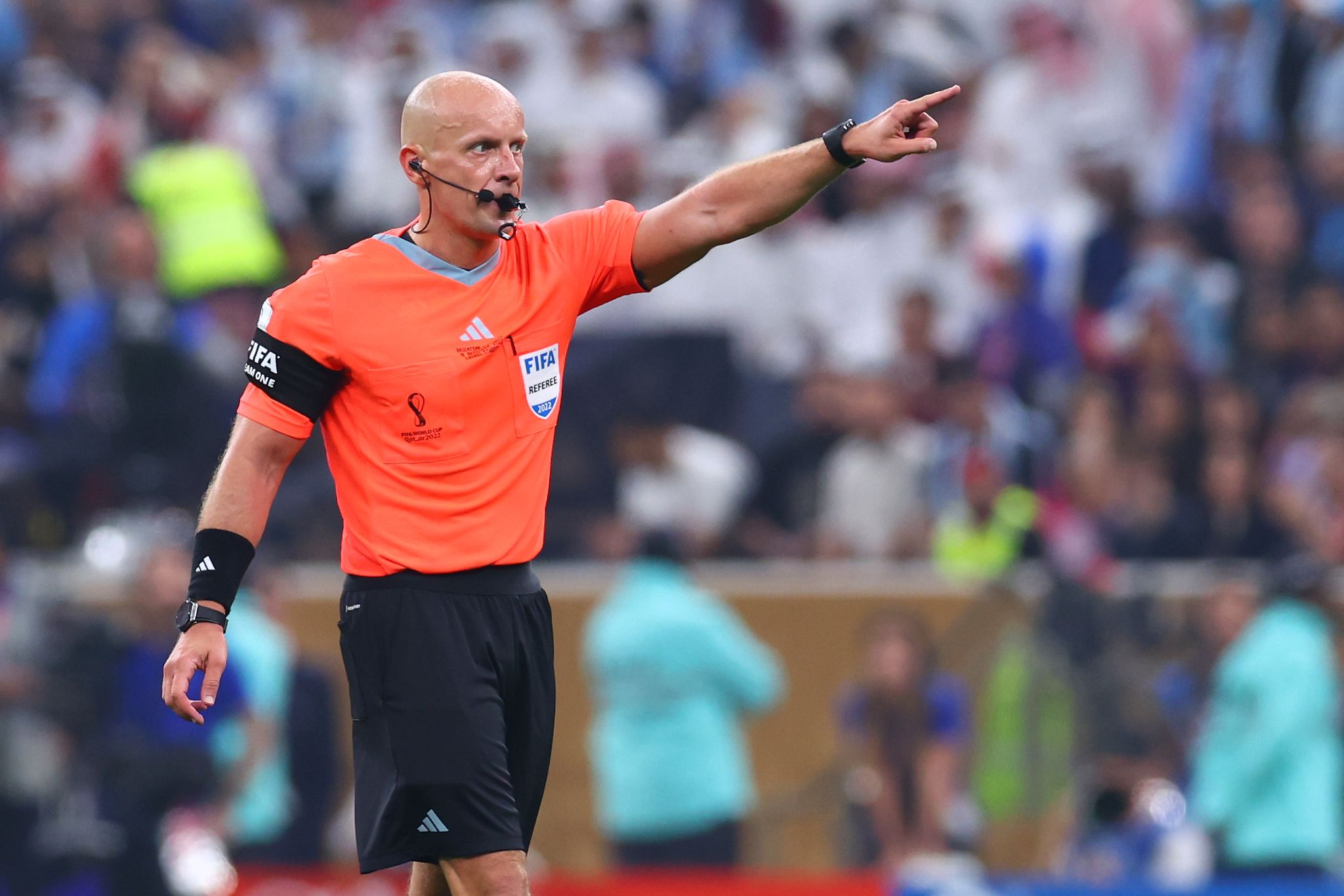 UEFA prüft Rassismus-Vorwürfe gegen Final-Schiedsrichter