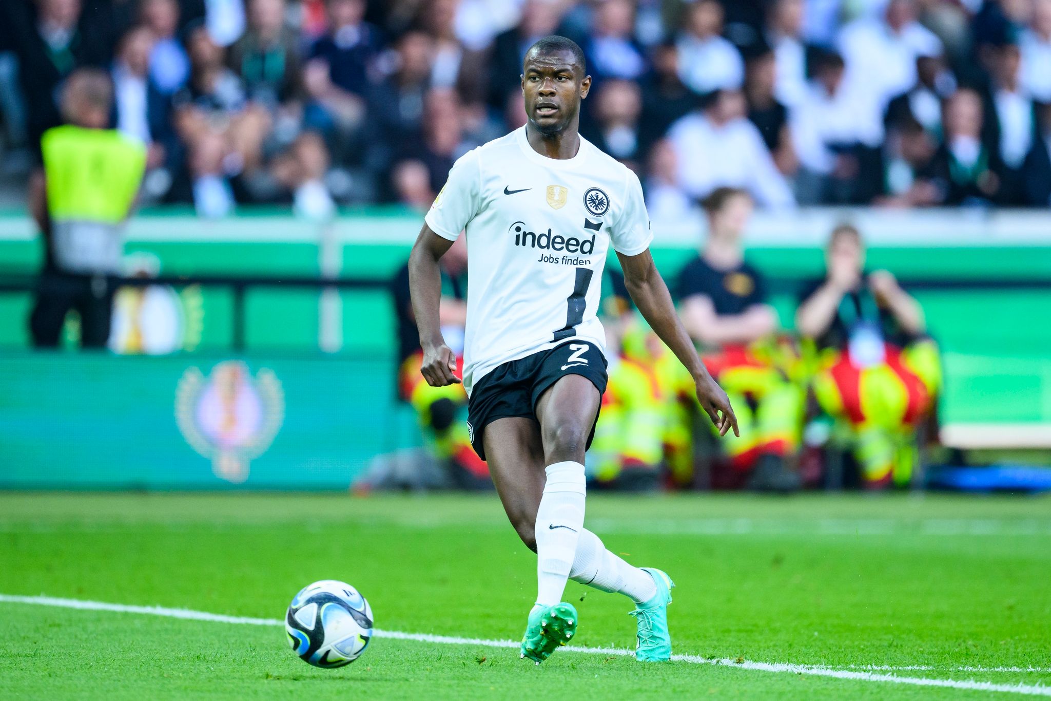 Ndicka wechselt von Eintracht Frankfurt zur AS Rom