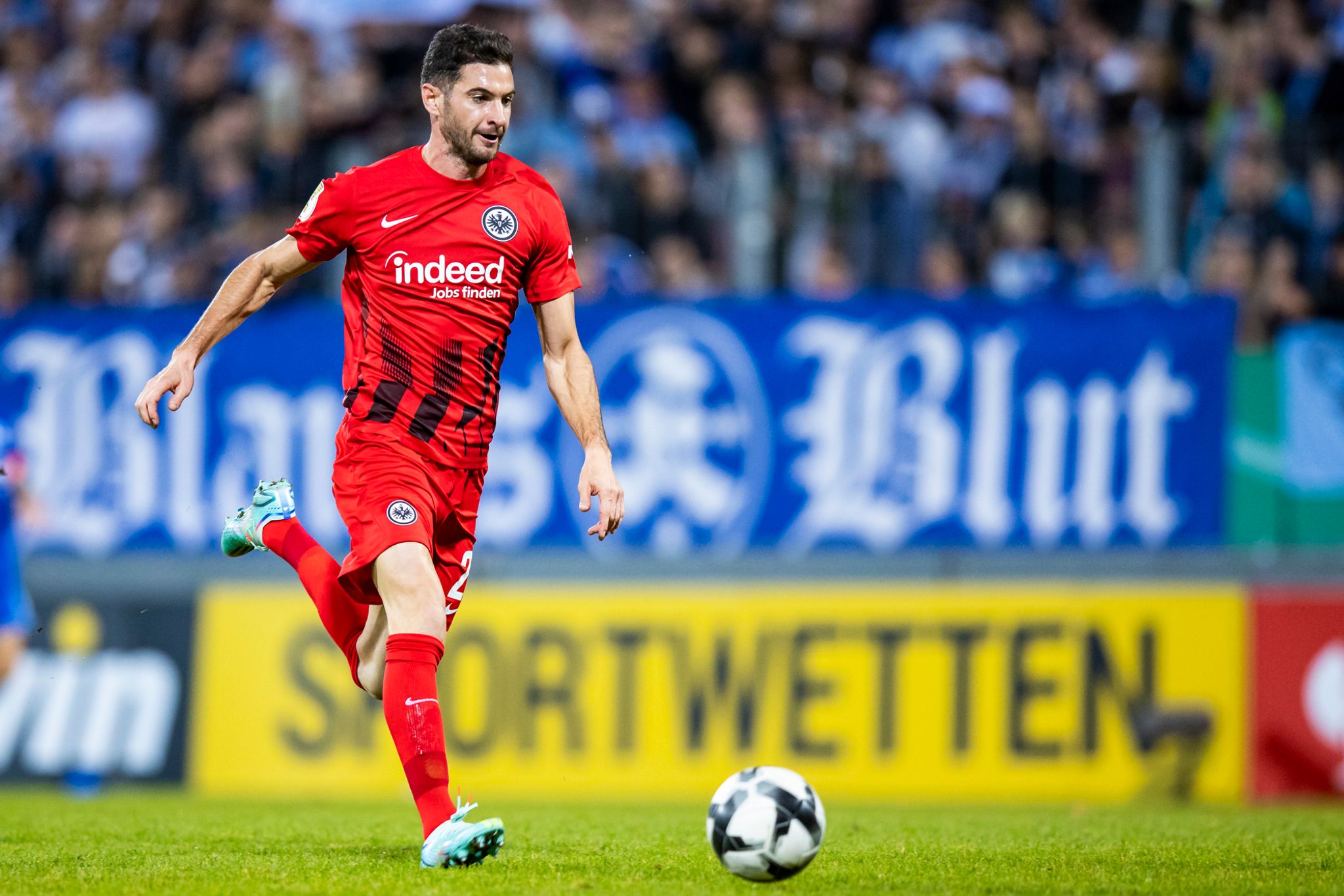 Knie-OP bei Frankfurts Alario