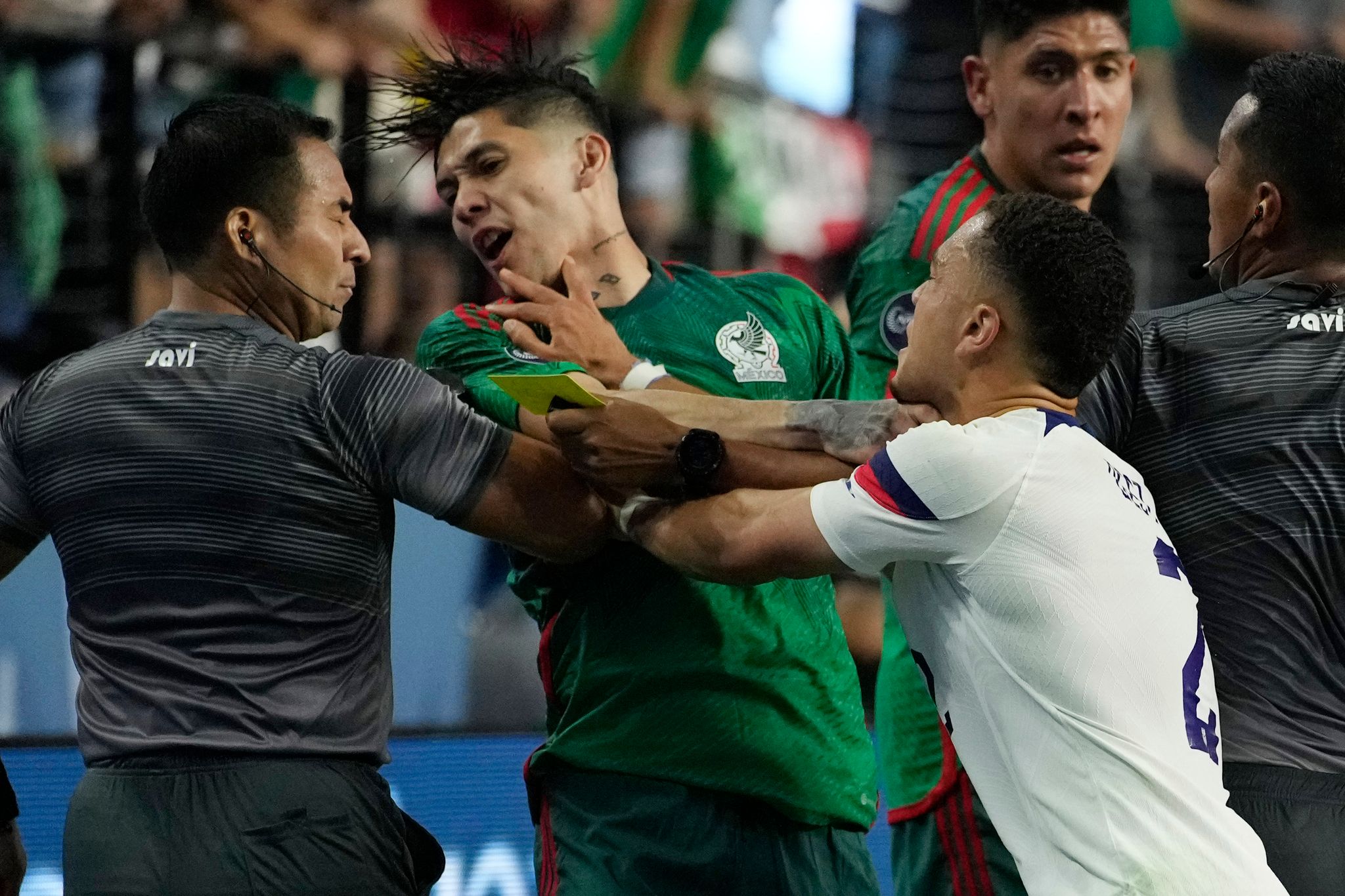 Sperren nach Skandalspiel zwischen USA und Mexiko verhängt