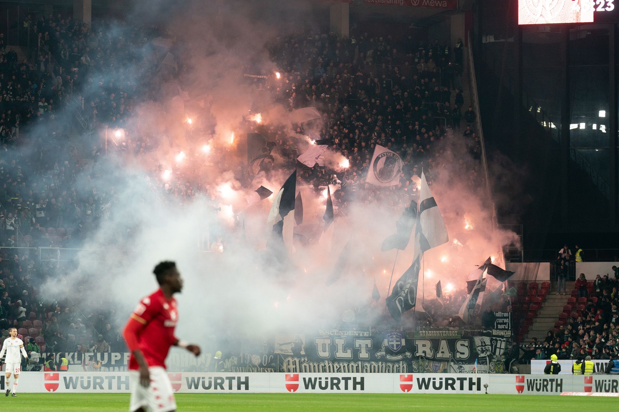 Gladbach muss mehr als 100.000 Euro Strafe wegen Fans zahlen