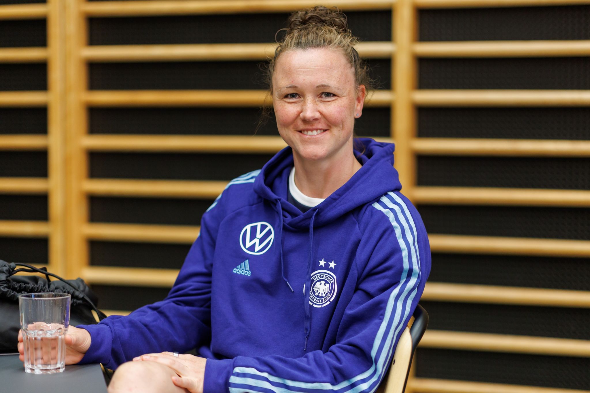 Faeser und Bas besuchen DFB-Frauen in Herzogenaurach