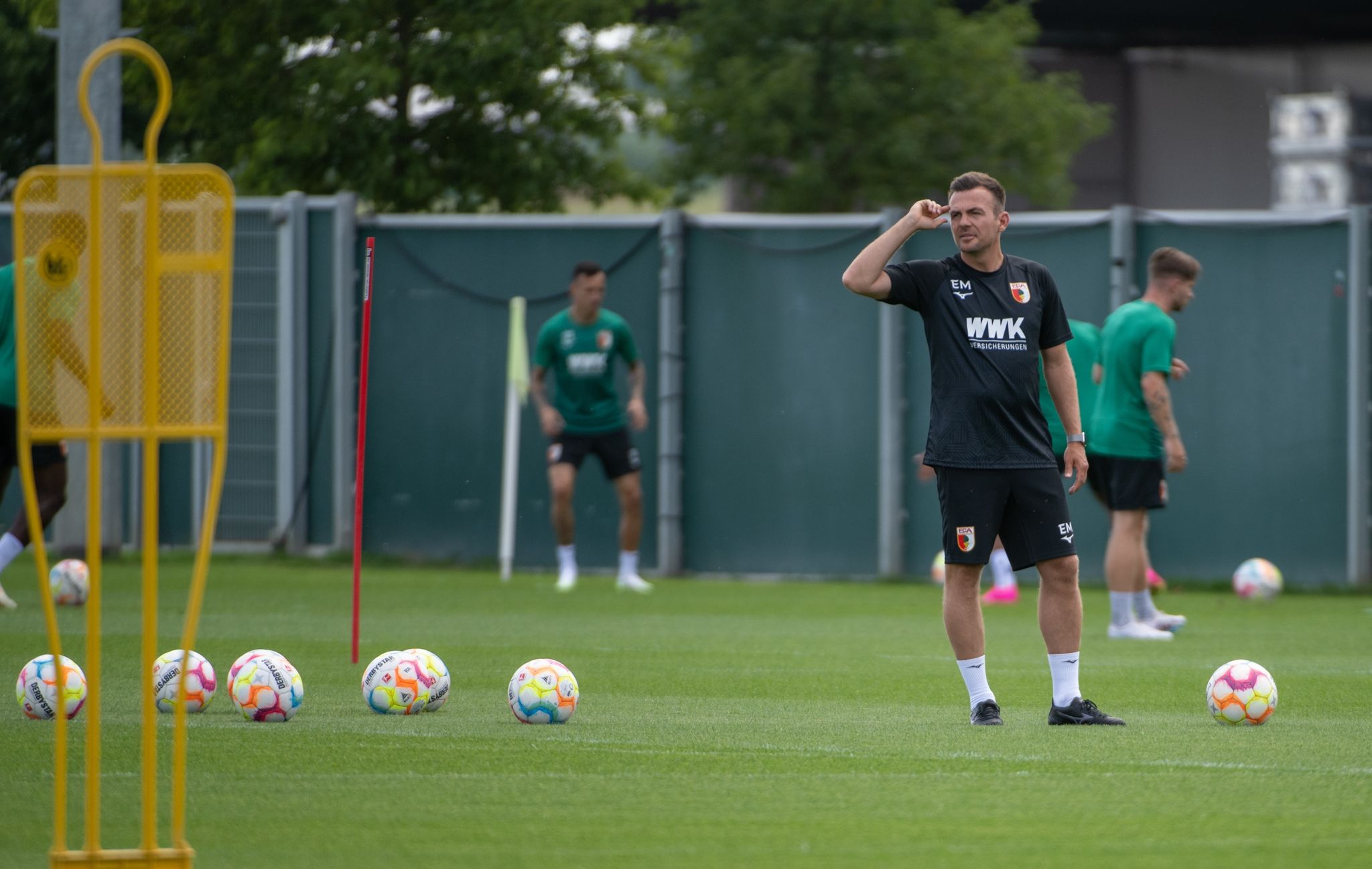 Ohne Berisha und Demirovic: Augsburg startet in Vorbereitung