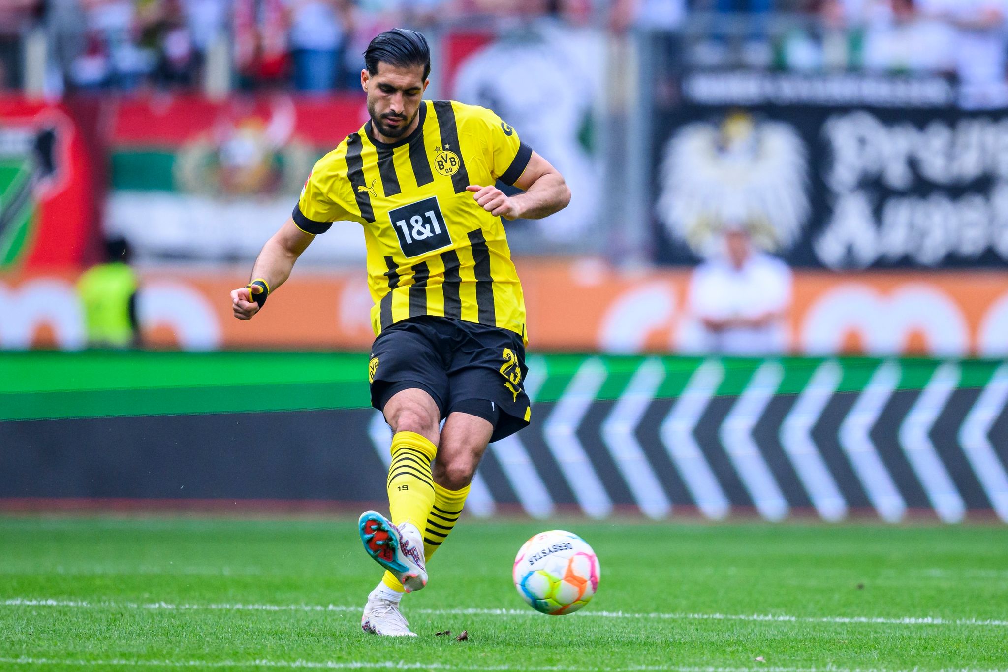 Medien: BVB vor Vertragsverlängerung mit Can
