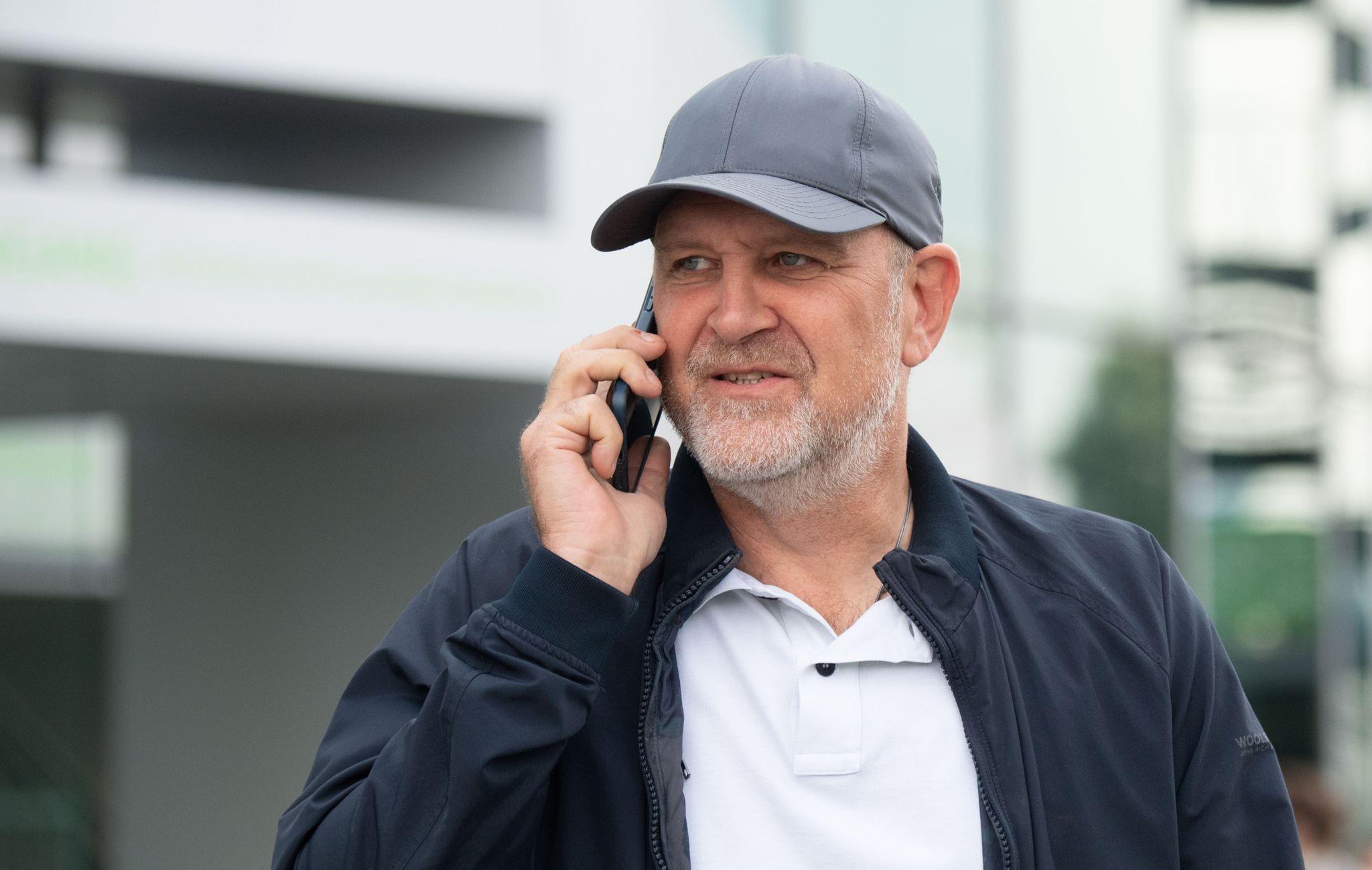 Schmadtke beim FC Liverpool: Sportdirektor auf Probe
