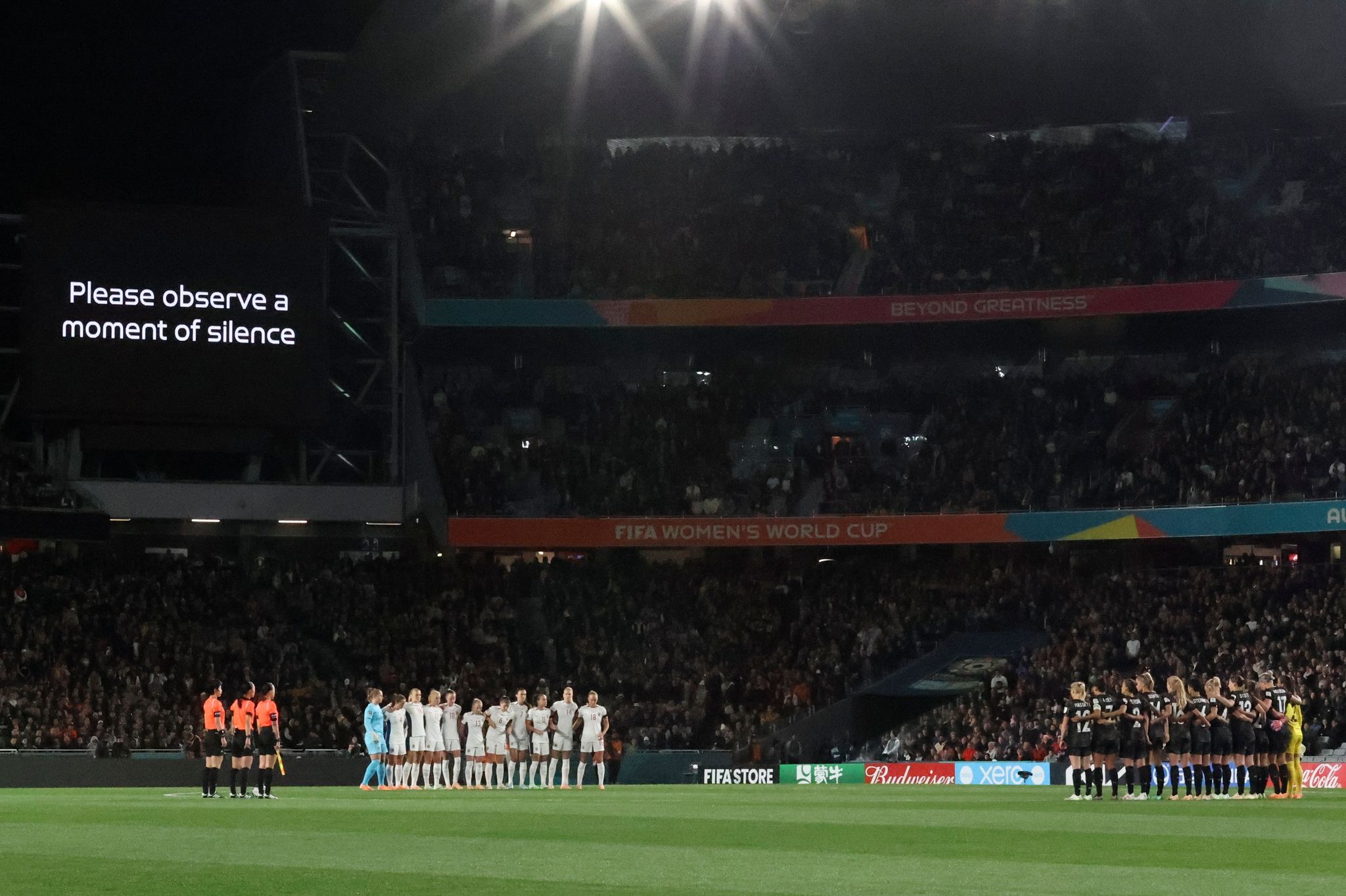 Gewalttat erschüttert Neuseeland zum Start der Frauen-WM