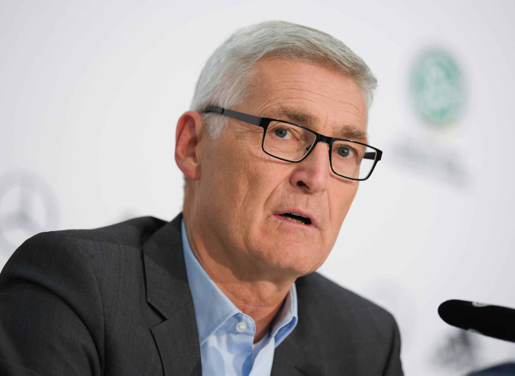 Schiri-Boss Fröhlich hört Ende 2024 auf