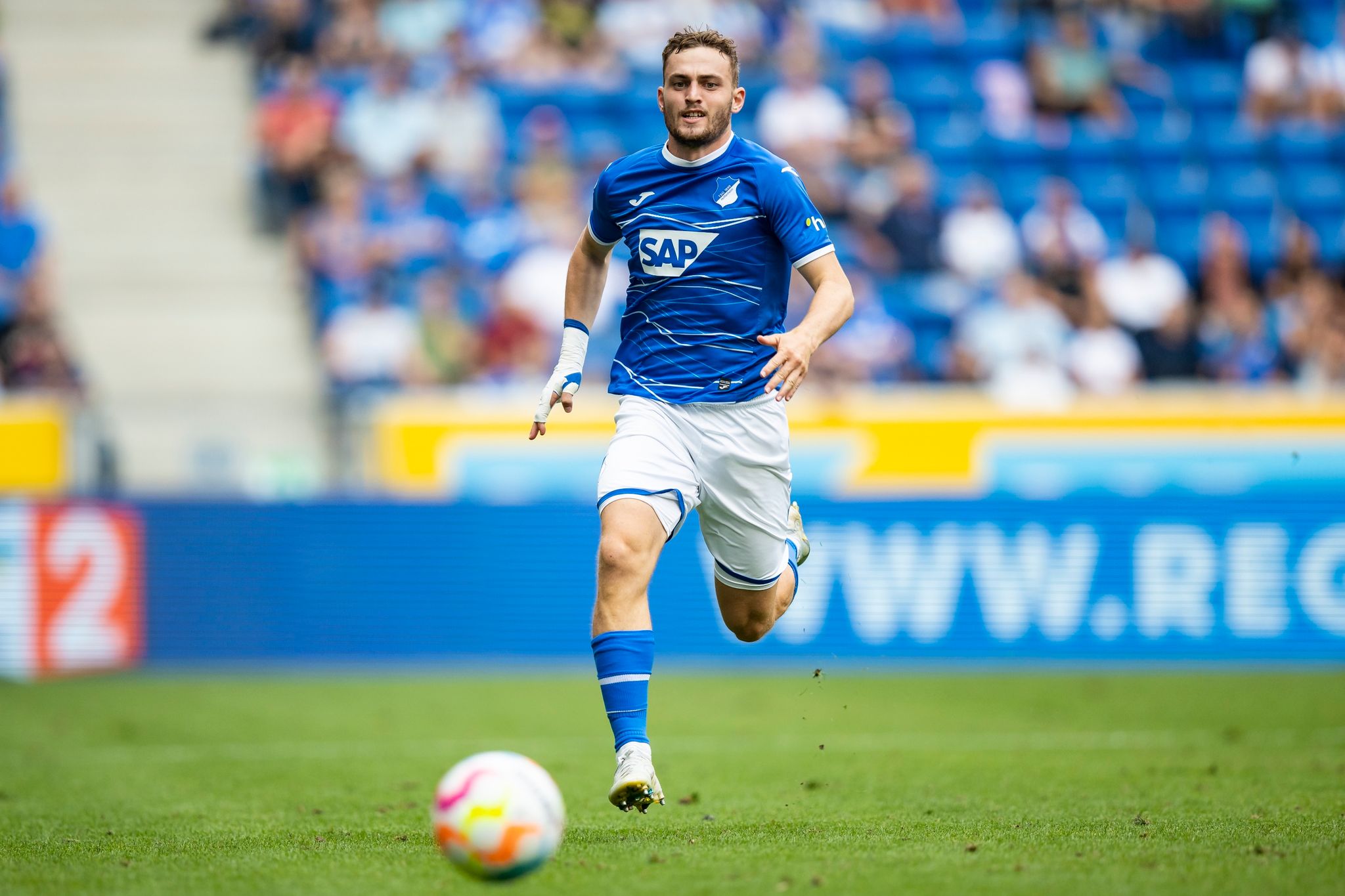 Hoffenheim verleiht Bruun Larsen nach England